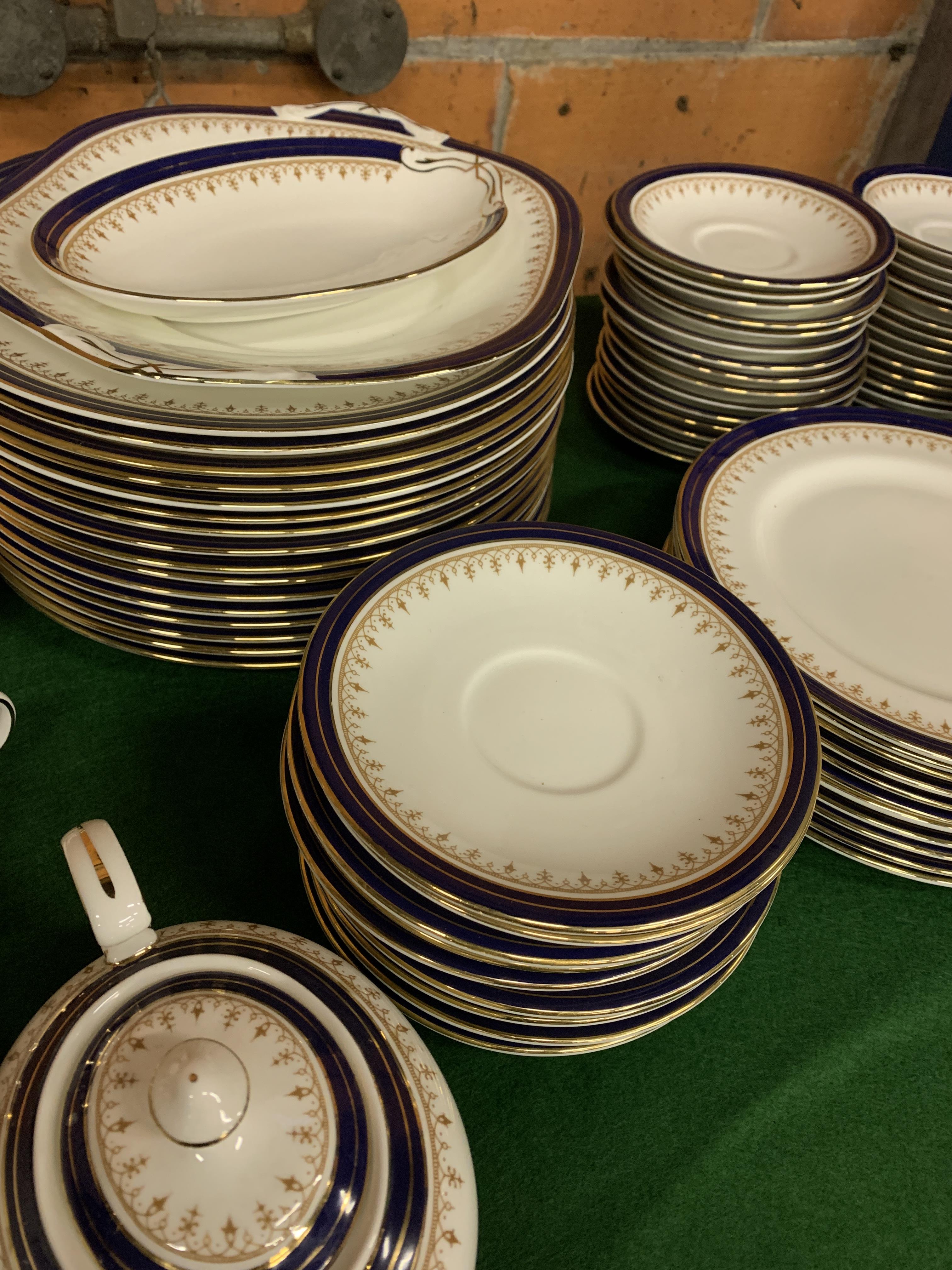 Part Aynsley Leyton dinner service - Image 3 of 8