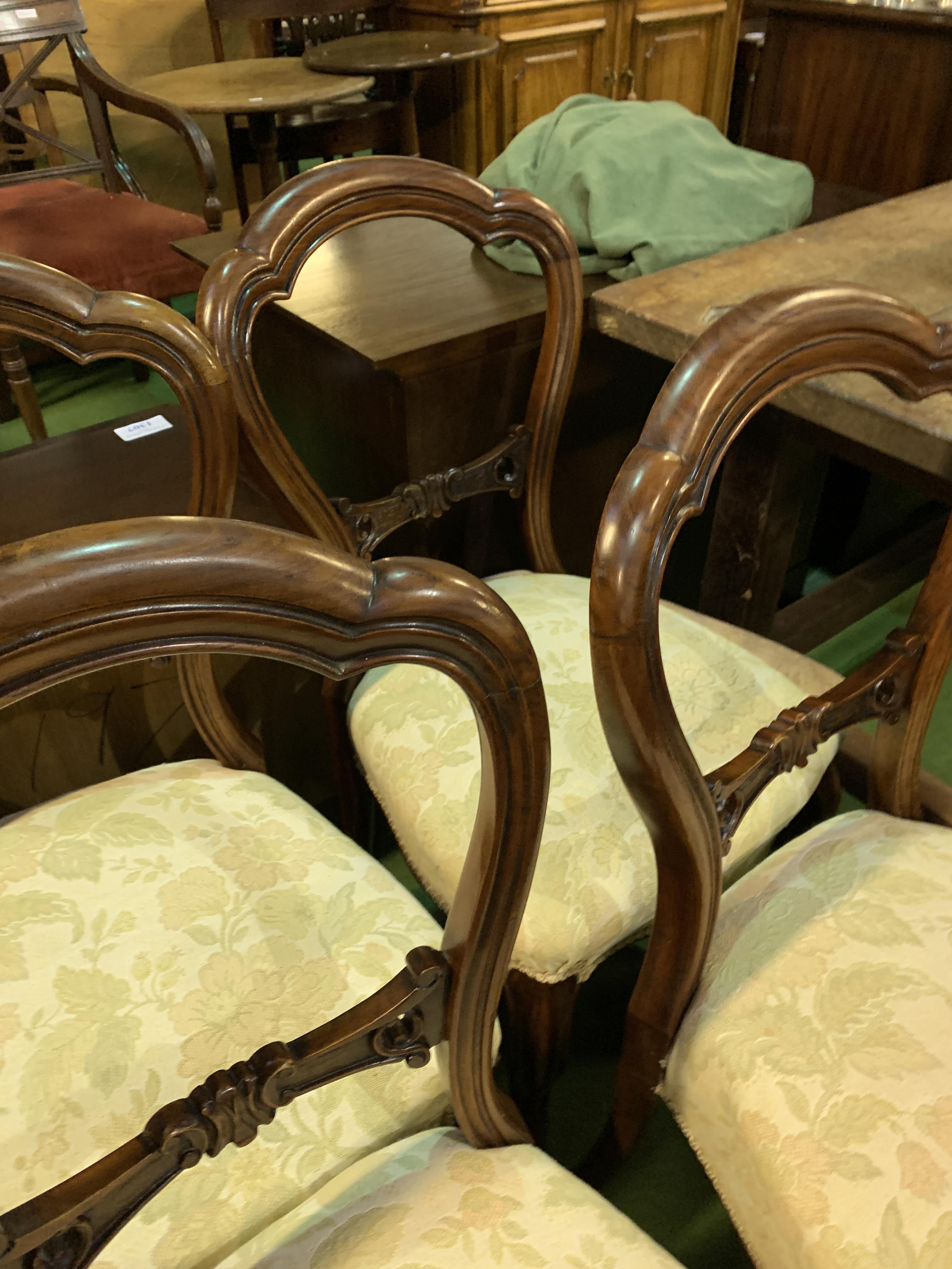 Six Victorian balloon back dining chairs - Image 4 of 7