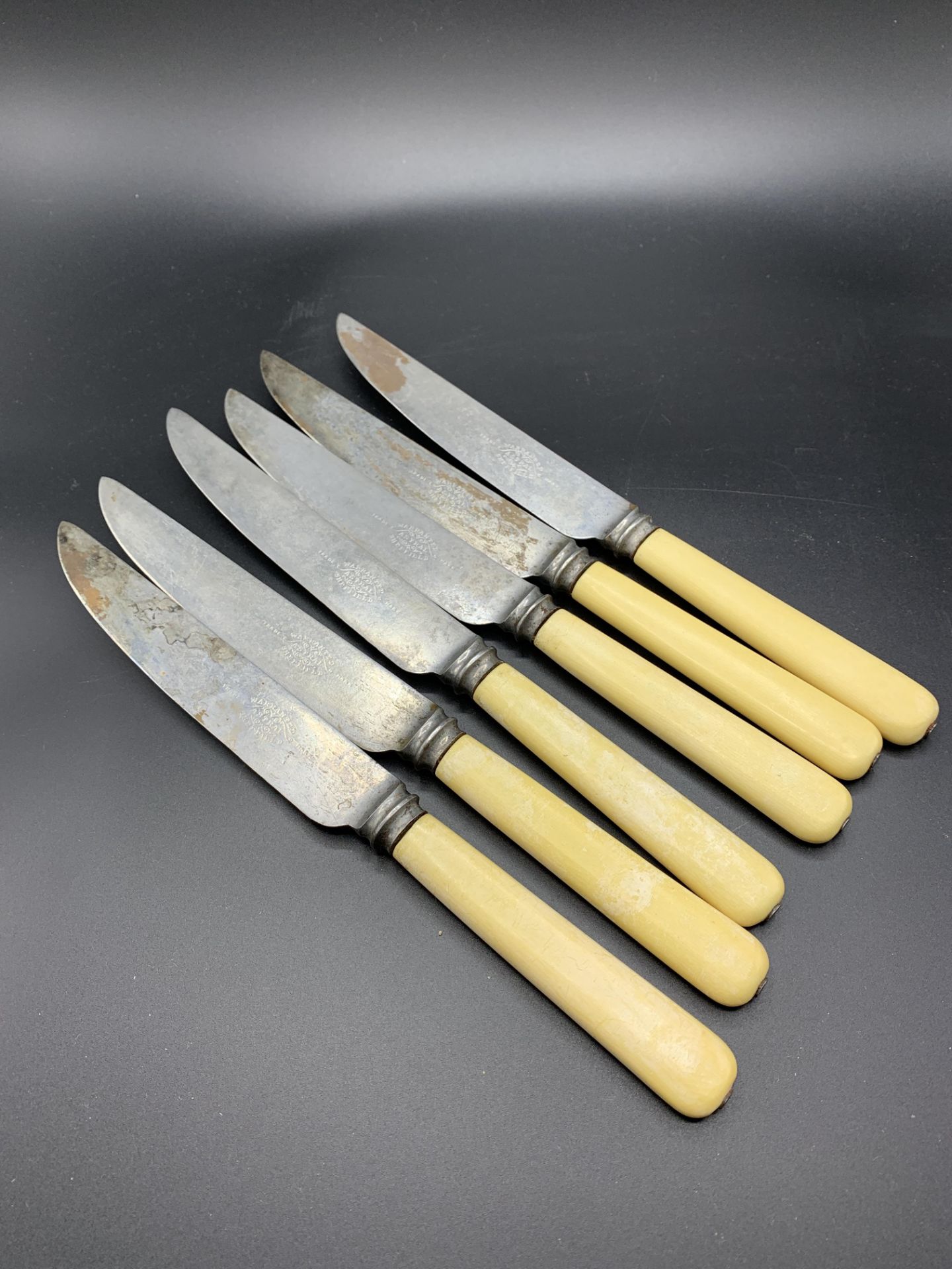 A quantity of hallmarked silver cutlery - Image 2 of 3
