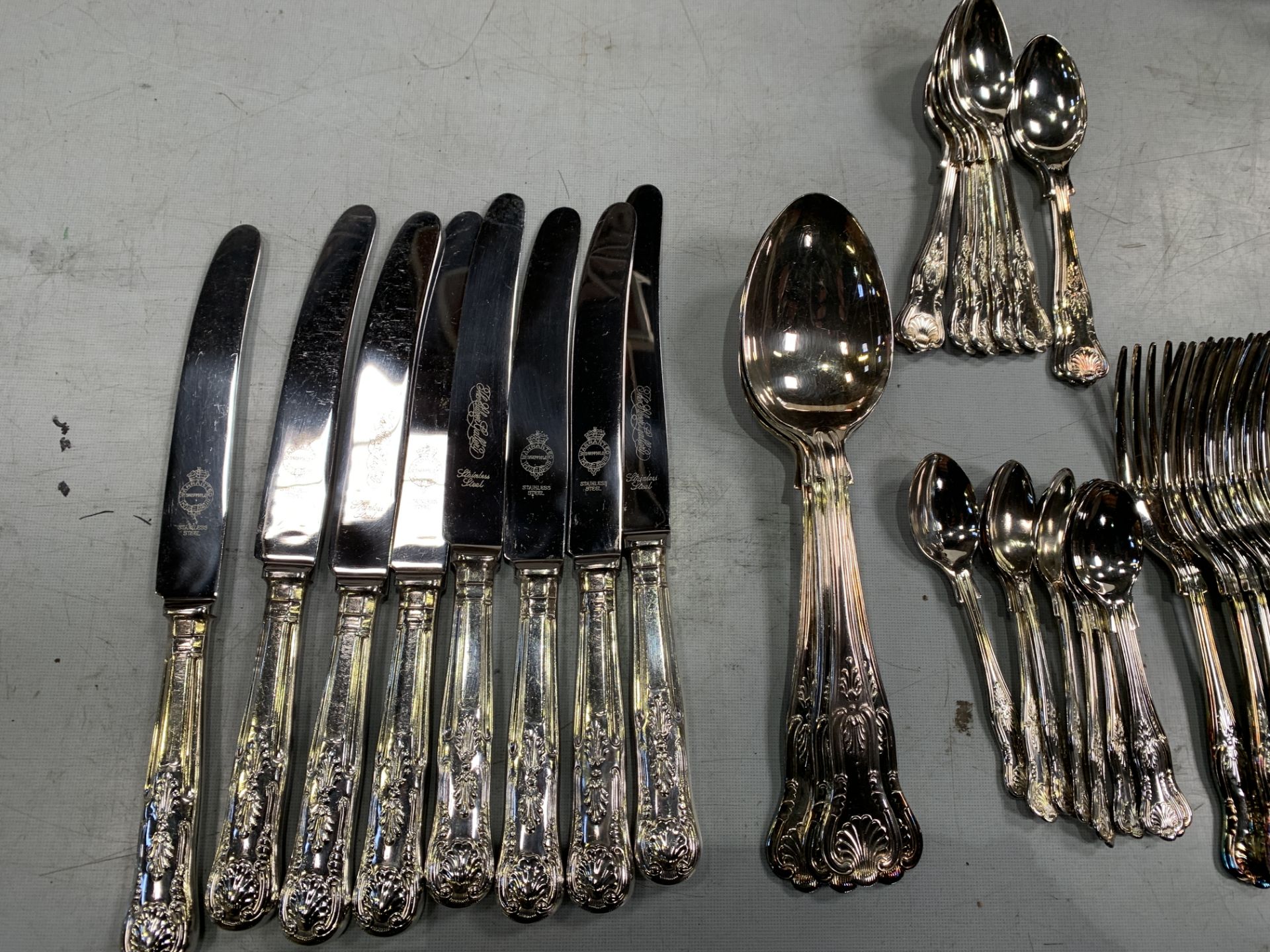 Eight place settings of silver plate cutlery - Image 2 of 6