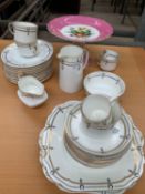 Part Aynsley tea set