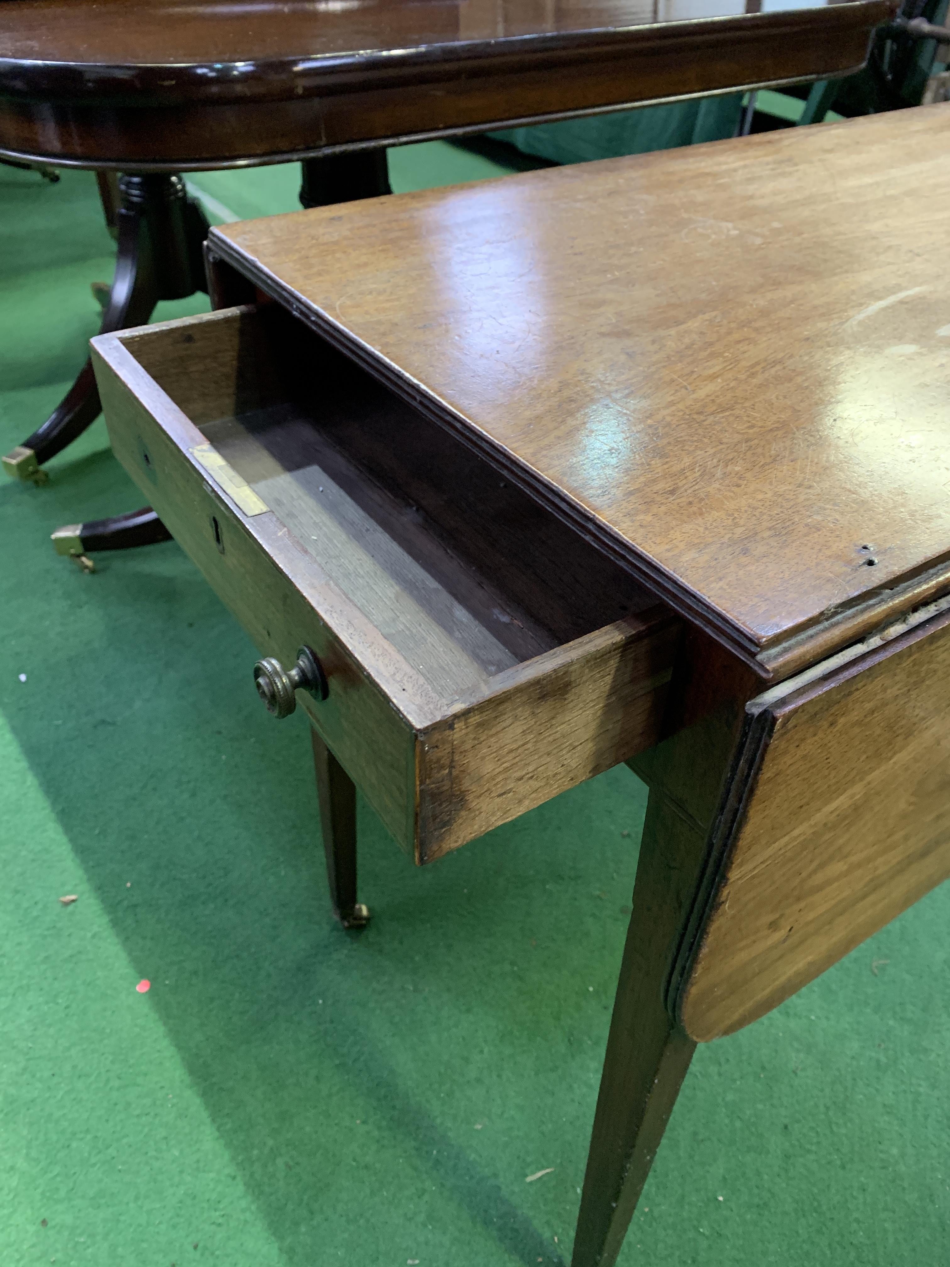 Mahogany Pembroke table - Image 5 of 5