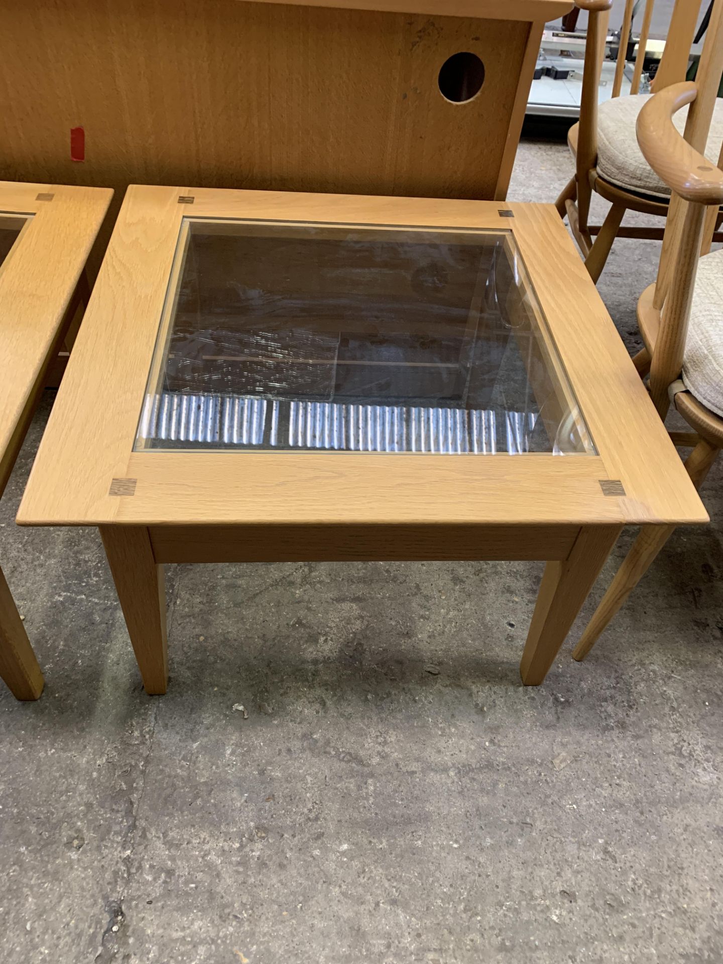 Pair of oak laminate occasional tables - Image 2 of 4