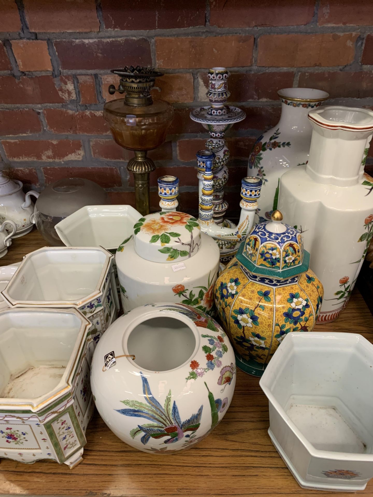 Collection of ceramic ware