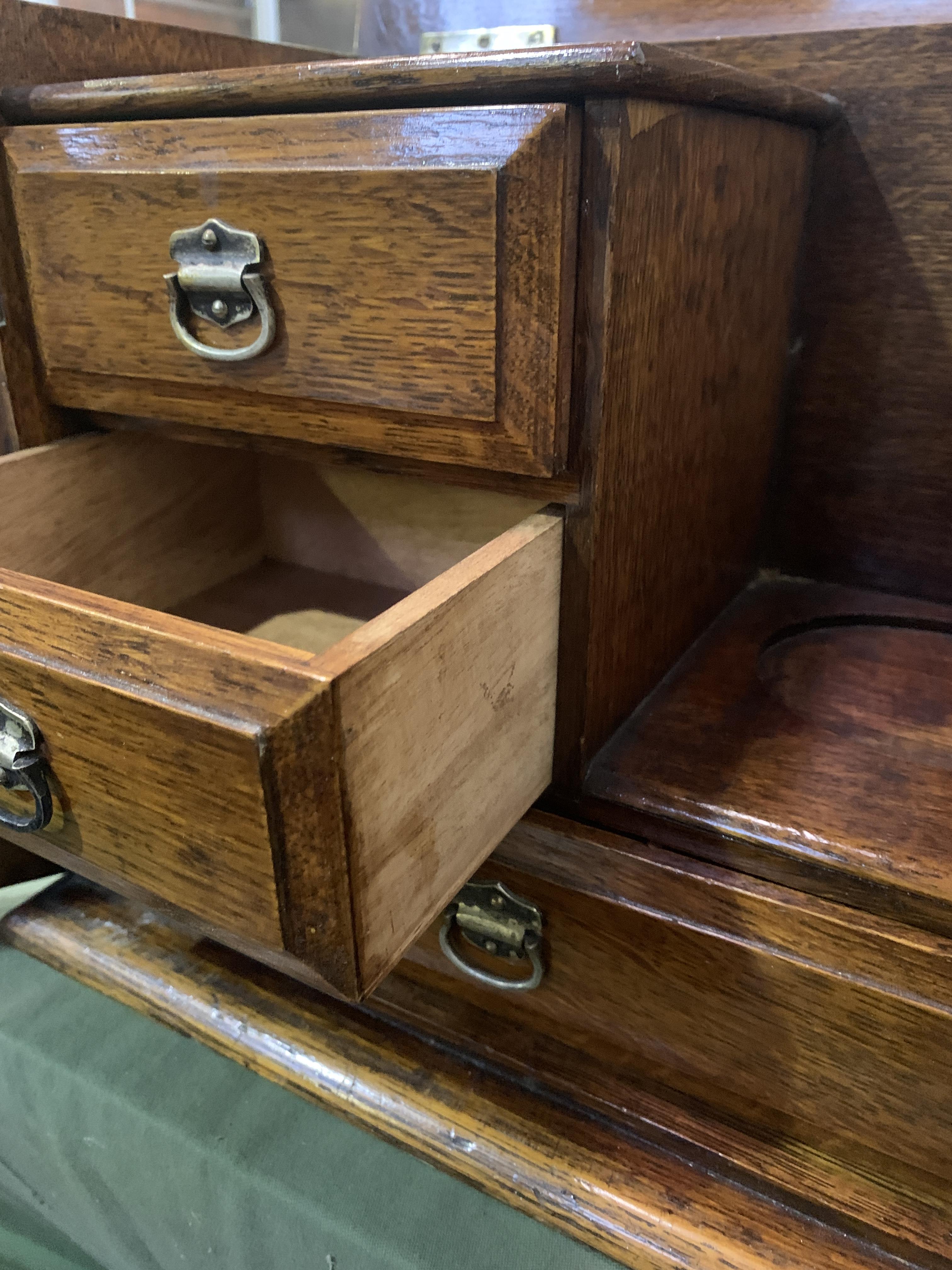 Nickel mounted oak smoker's box - Image 2 of 6