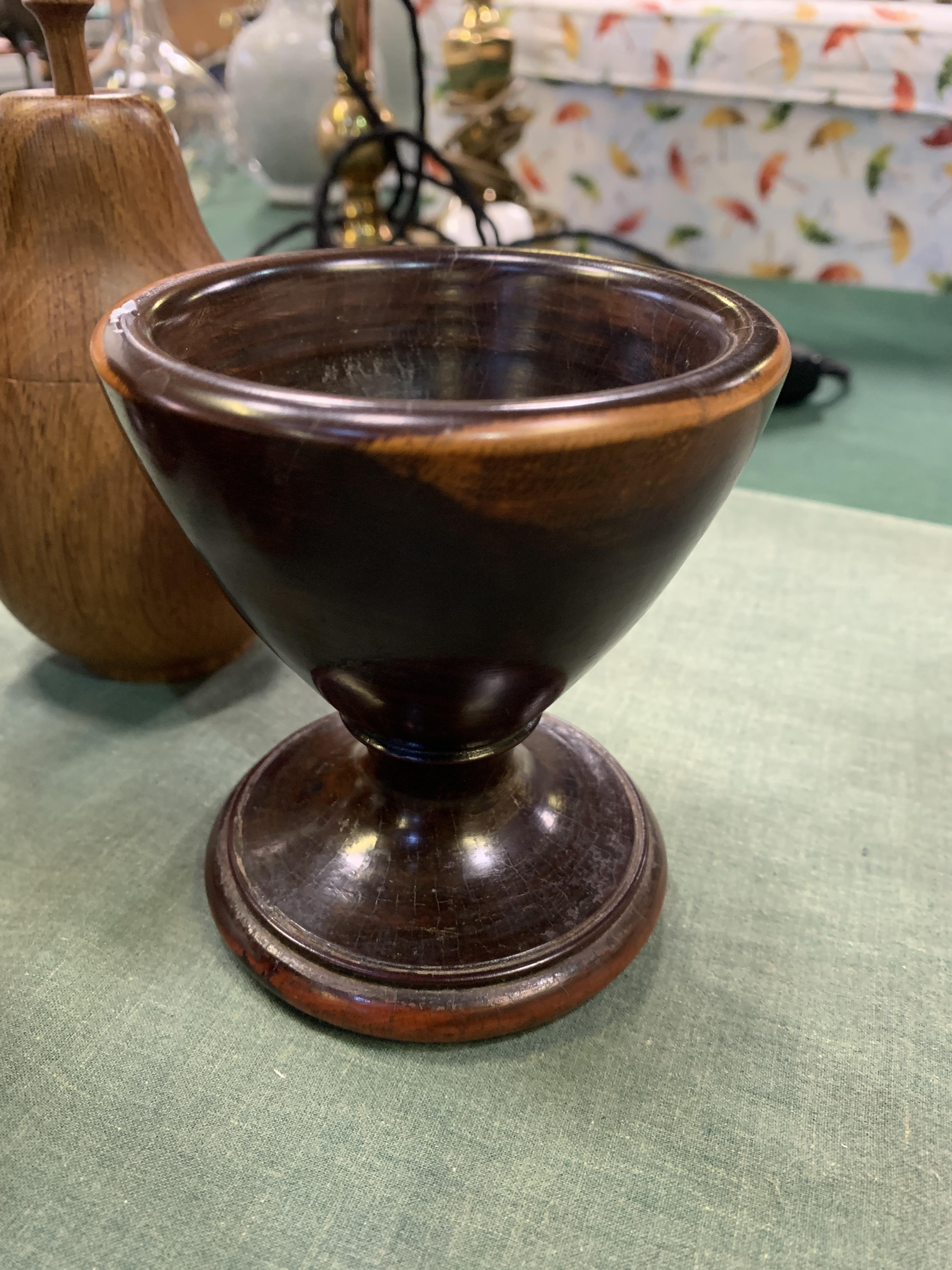 Collection of treen including a walnut wassail bowl and cover - Image 6 of 6