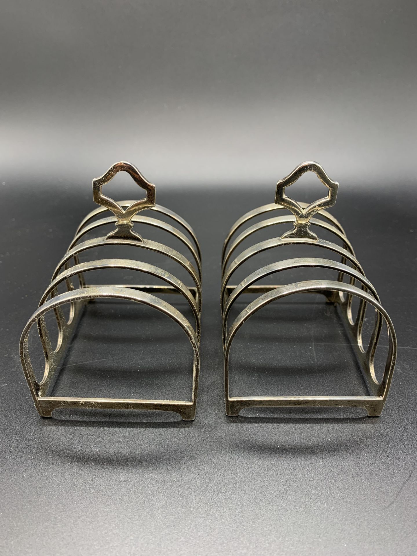 A pair of Mappin & Webb hallmarked silver toast racks - Image 2 of 4