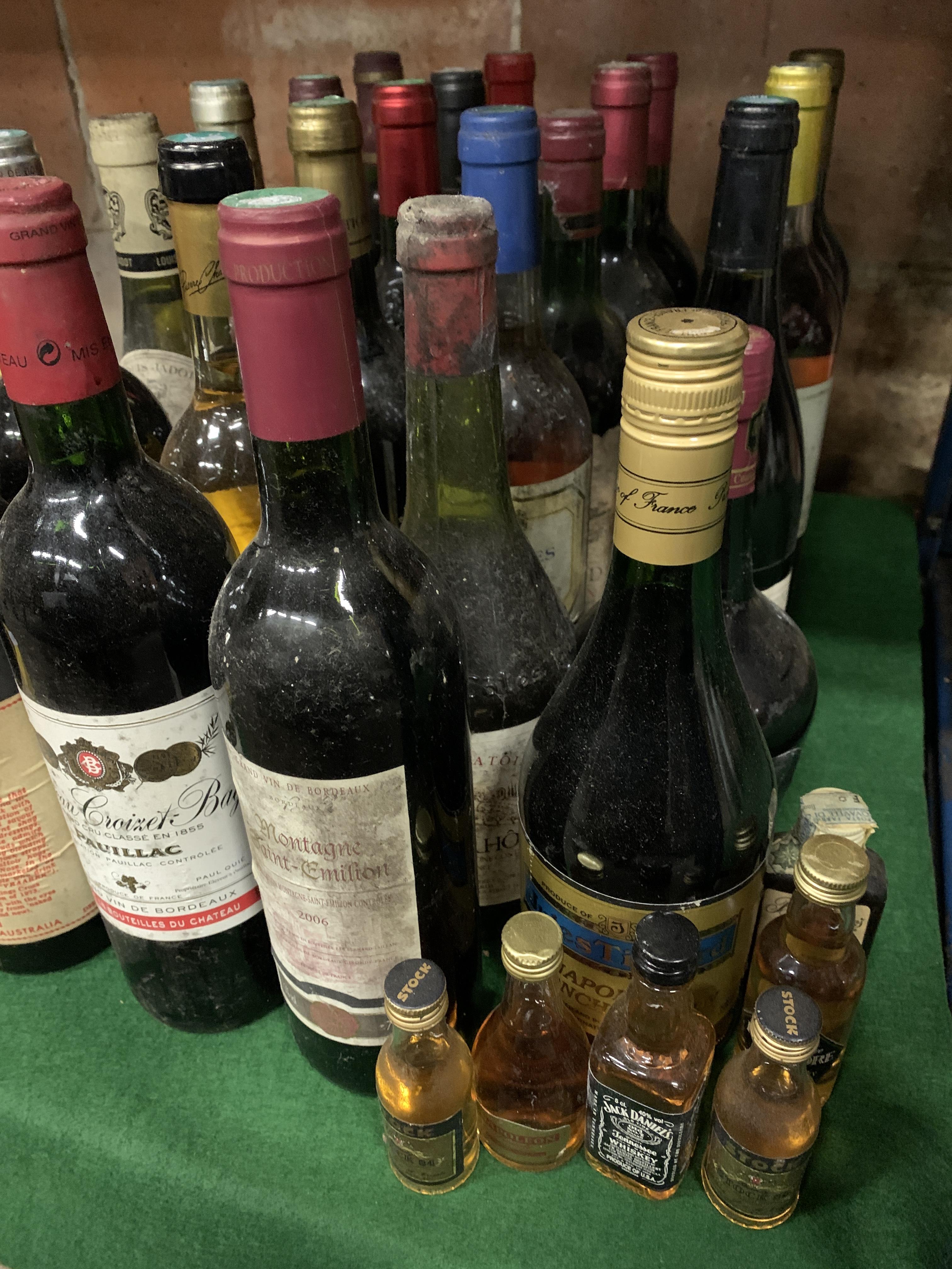 23 bottles of assorted French wines including Bordeaux. - Image 3 of 5