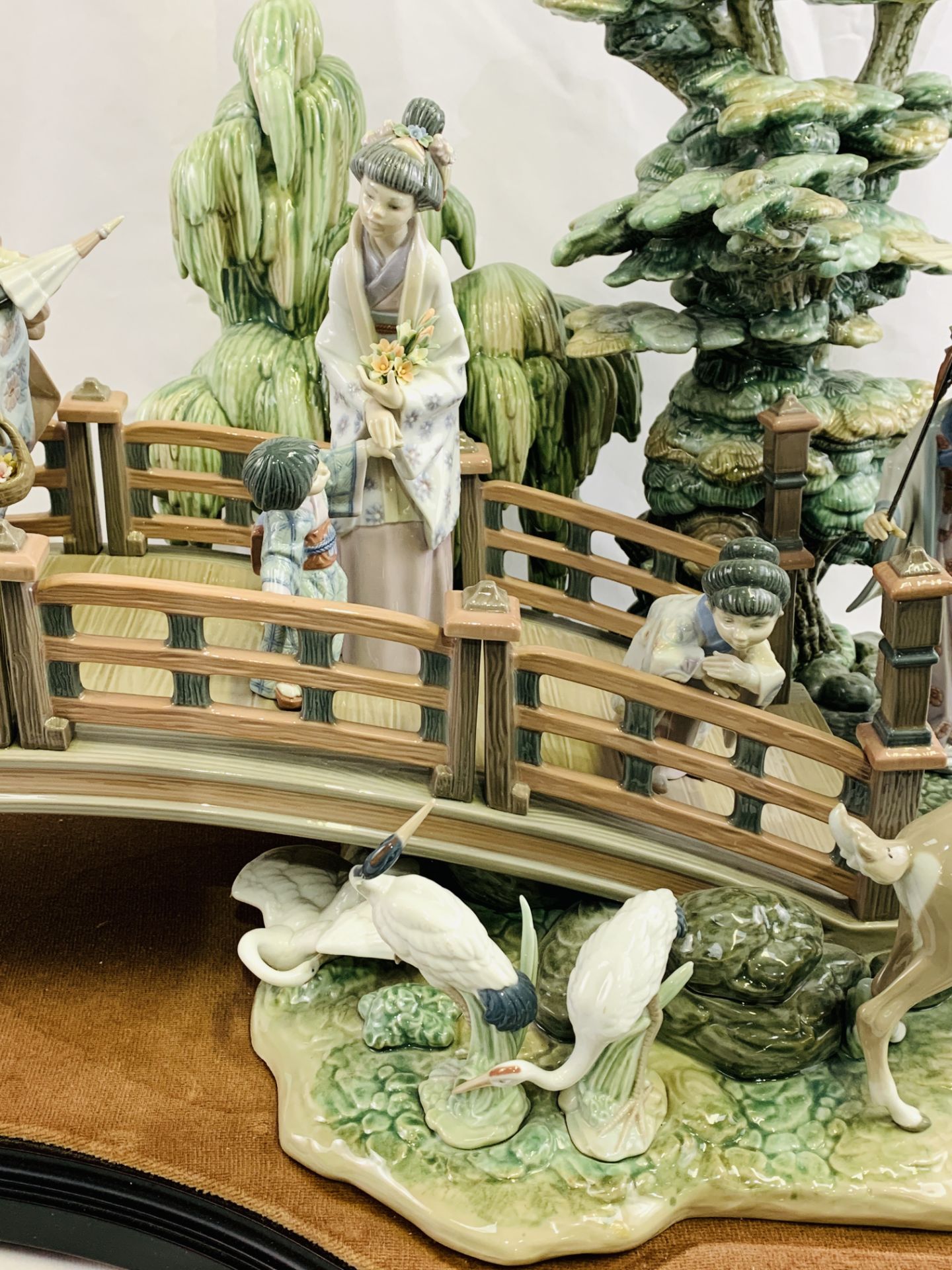 Lladro 'Oriental Garden' porcelain scene - Image 17 of 18