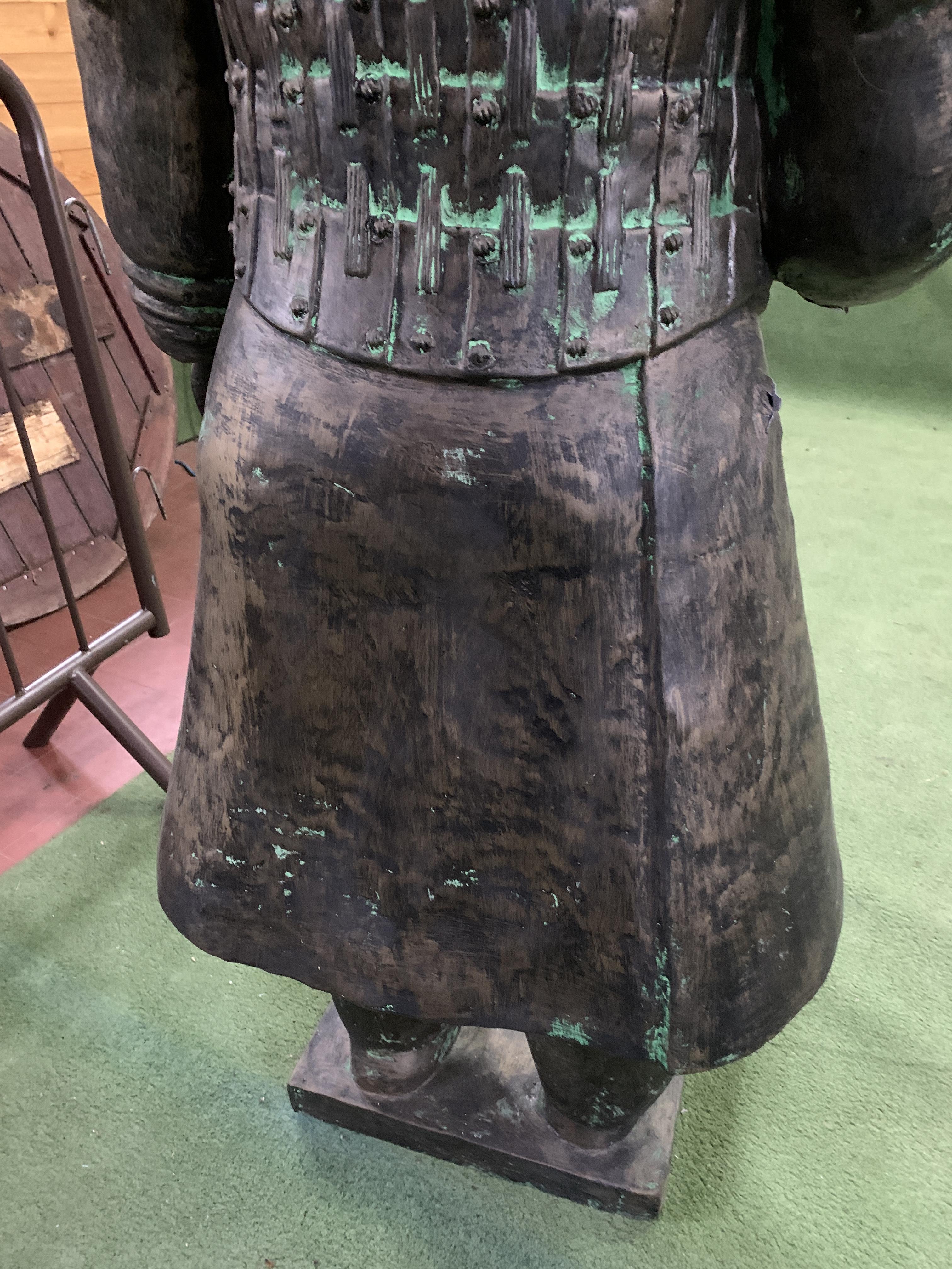 A Qin style terracotta figure of a lightly armed warrior - Image 7 of 7