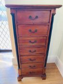 Chest of seven drawers