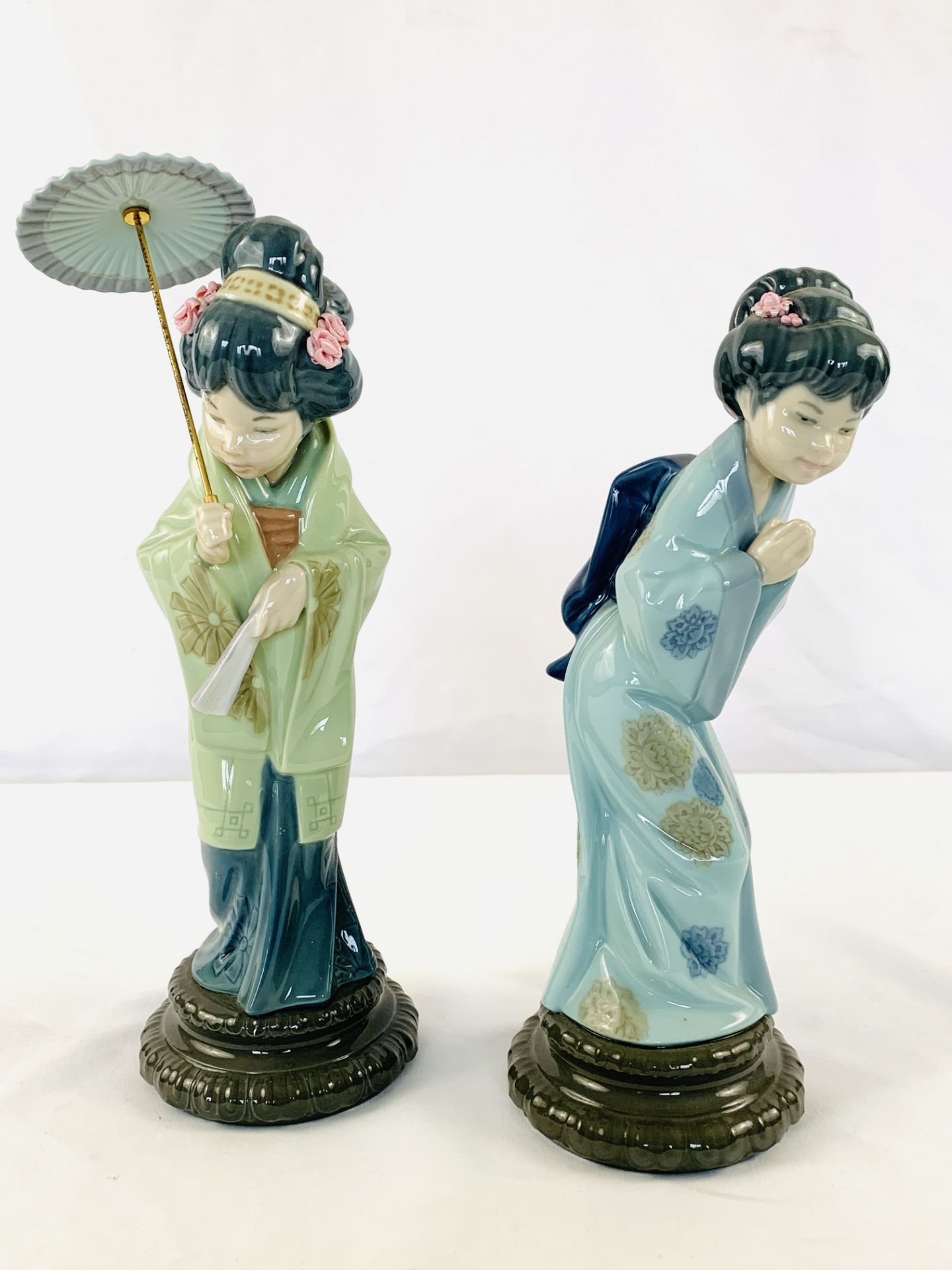 Two Lladro figures of Japanese ladies - Image 2 of 3