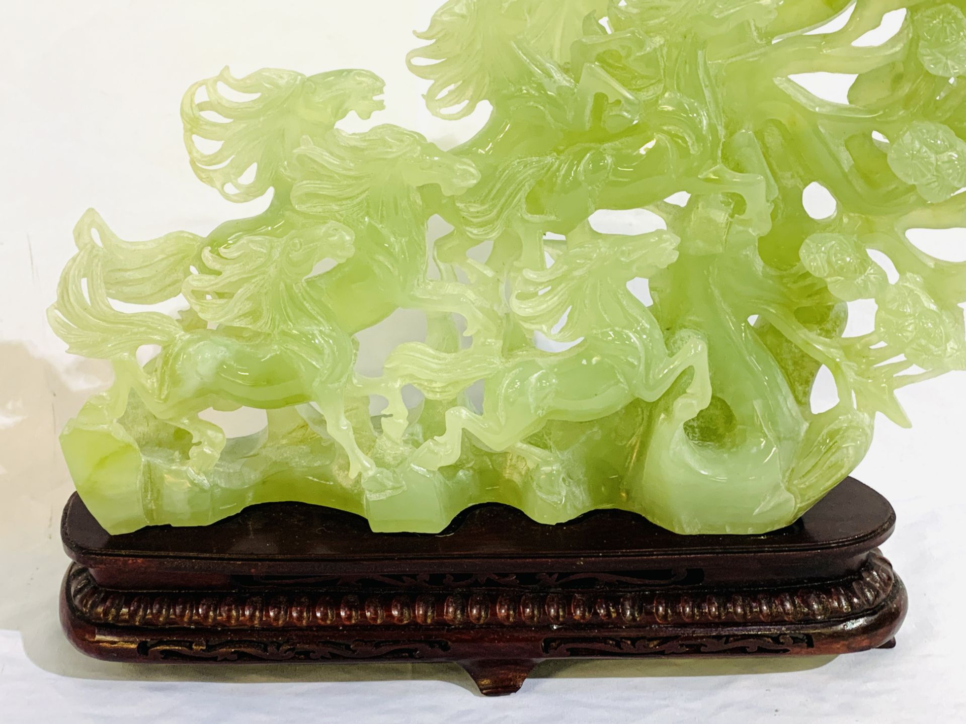 Jade carving of the eight horses of the Emperor Mu Wang - Image 11 of 11