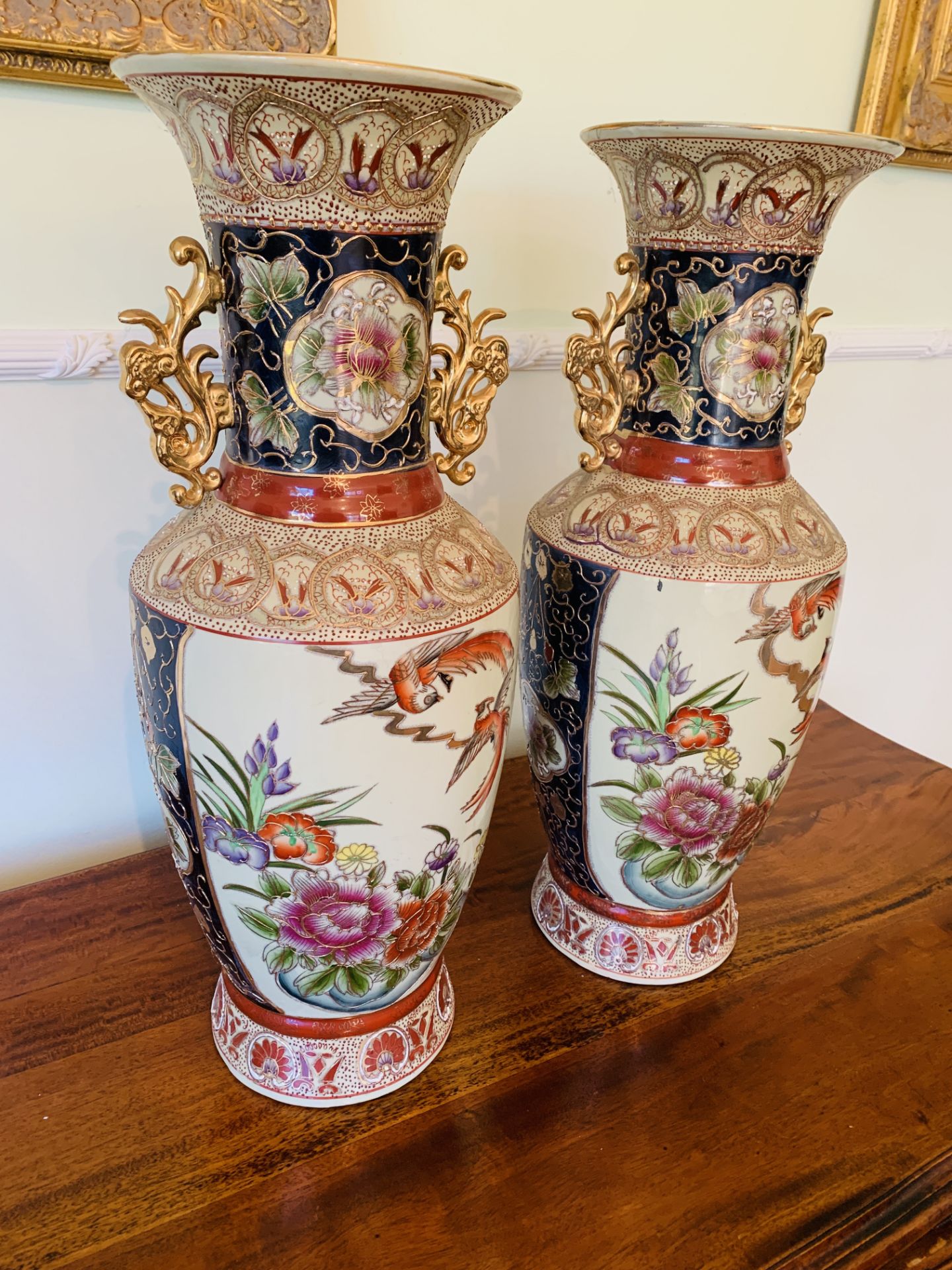 Pair of Satsuma vases - Image 2 of 5