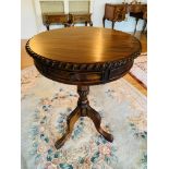 Circular table with pie crust edge