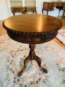 Circular table with pie crust edge