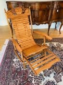 Turned wood folding deck chair