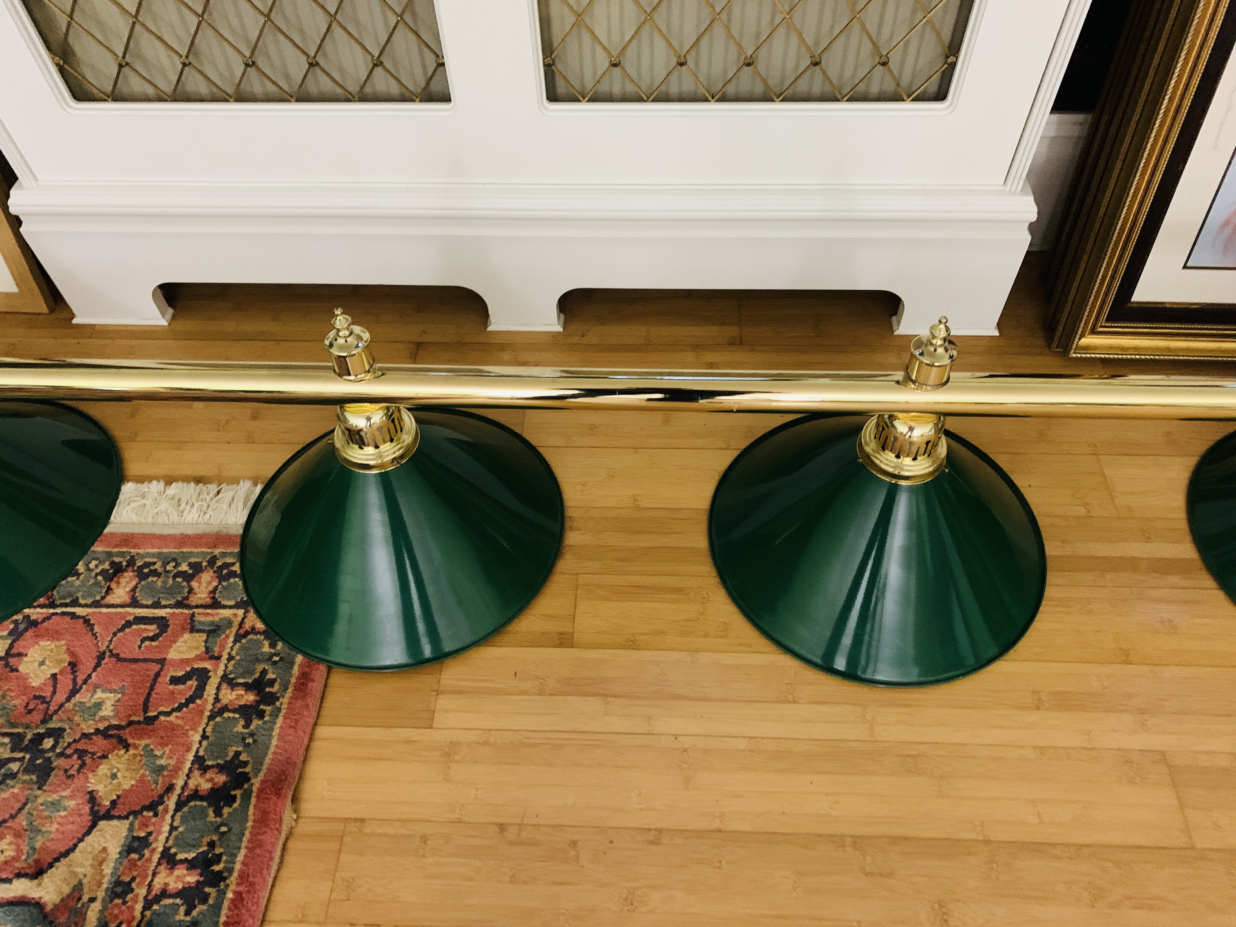 Row of six billiard table lights together with a wall mounted scoreboard and a cue stand. - Image 2 of 4