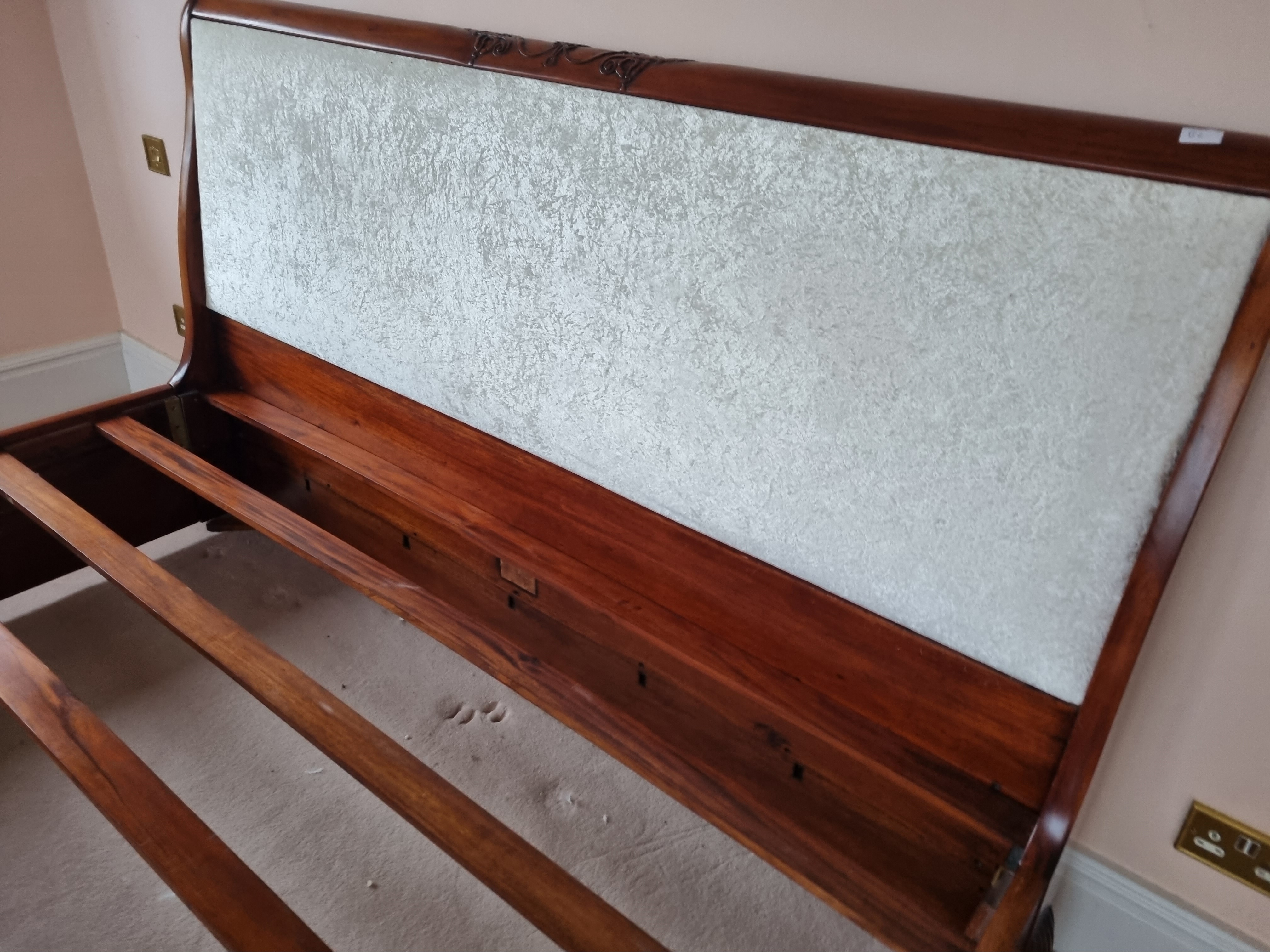 Mahogany sleigh bed with fabric headboard - Image 3 of 5