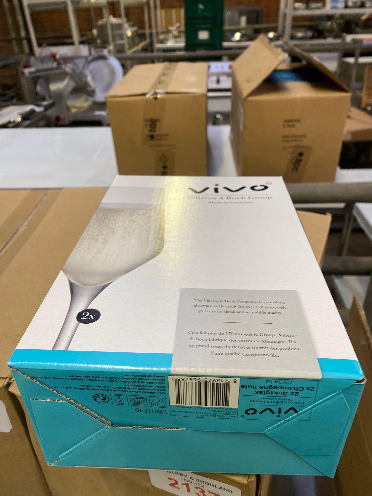 16 Vivo champagne glasses, new - Image 2 of 2