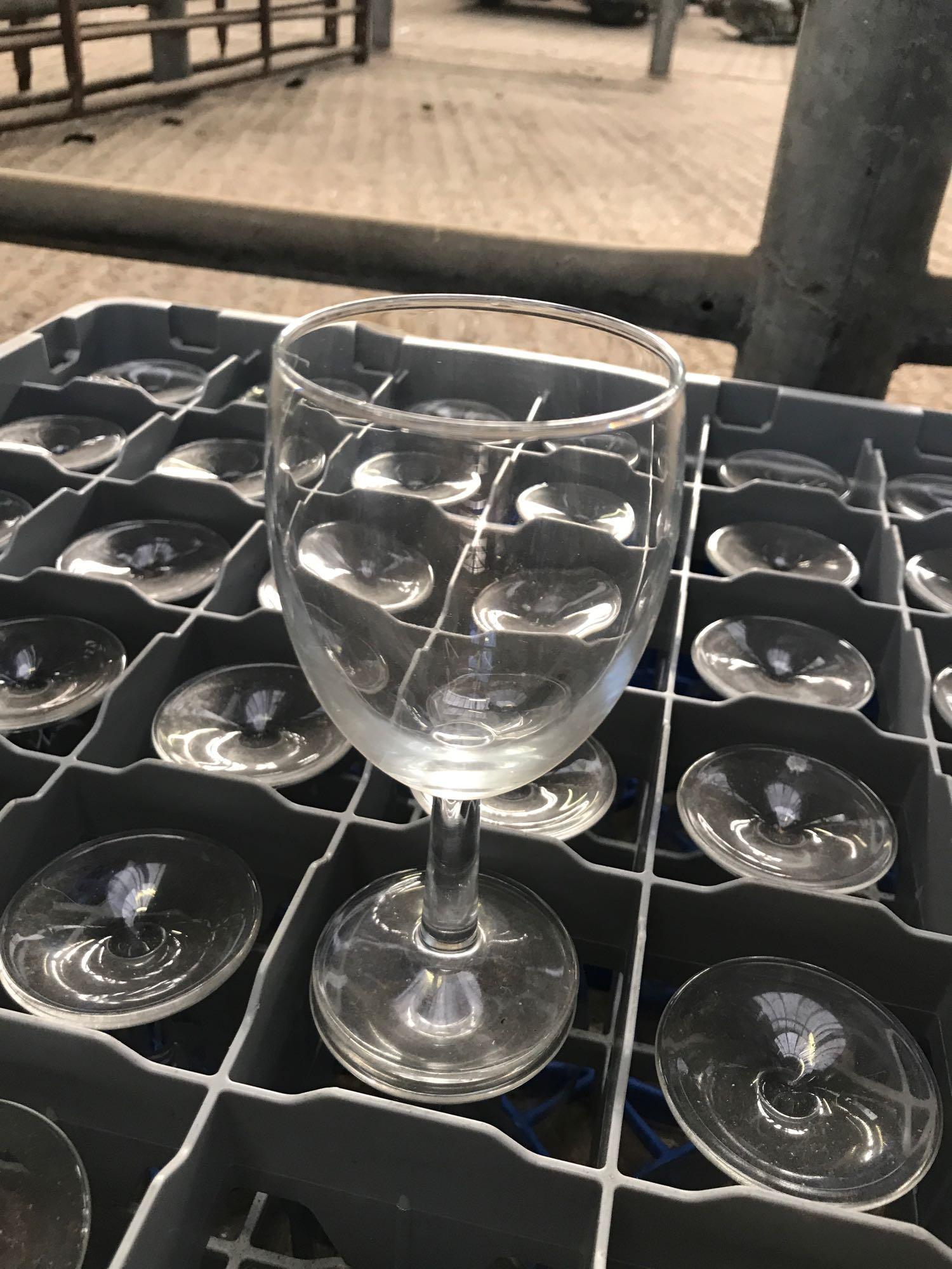 Tray of 36 wine glasses