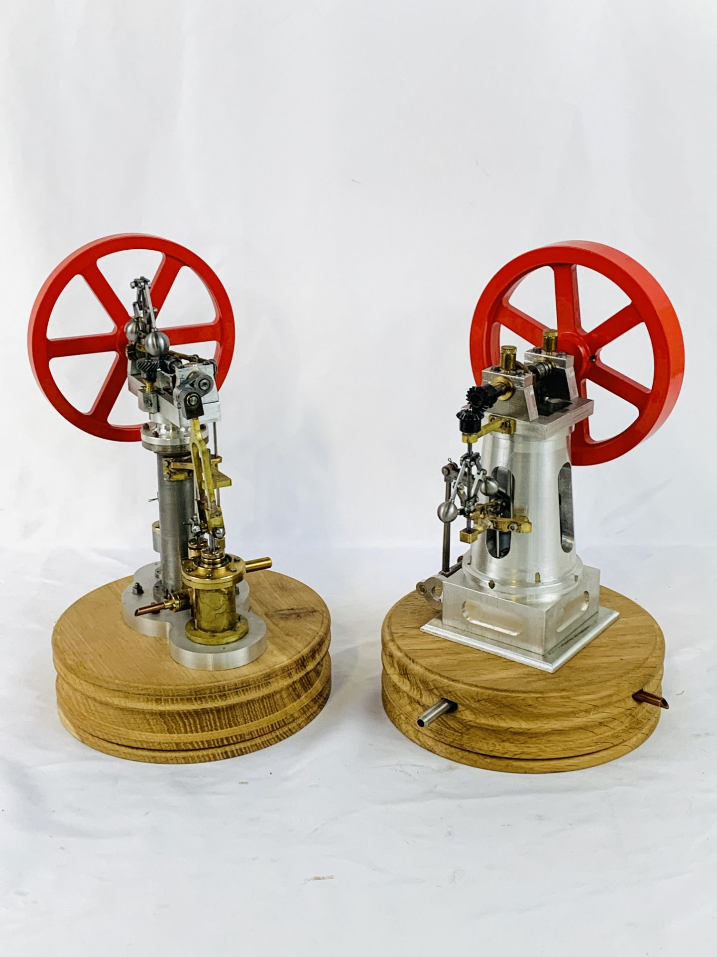 Model Fairbairn's column engine, together with another similar engine - Image 5 of 5