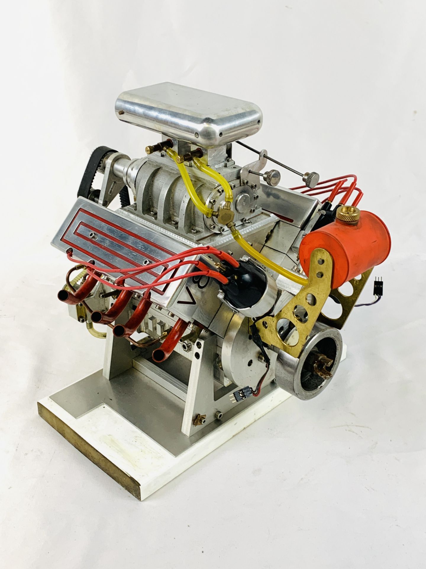 Model V8 engine by 'Willis Engineering'. - Image 5 of 6