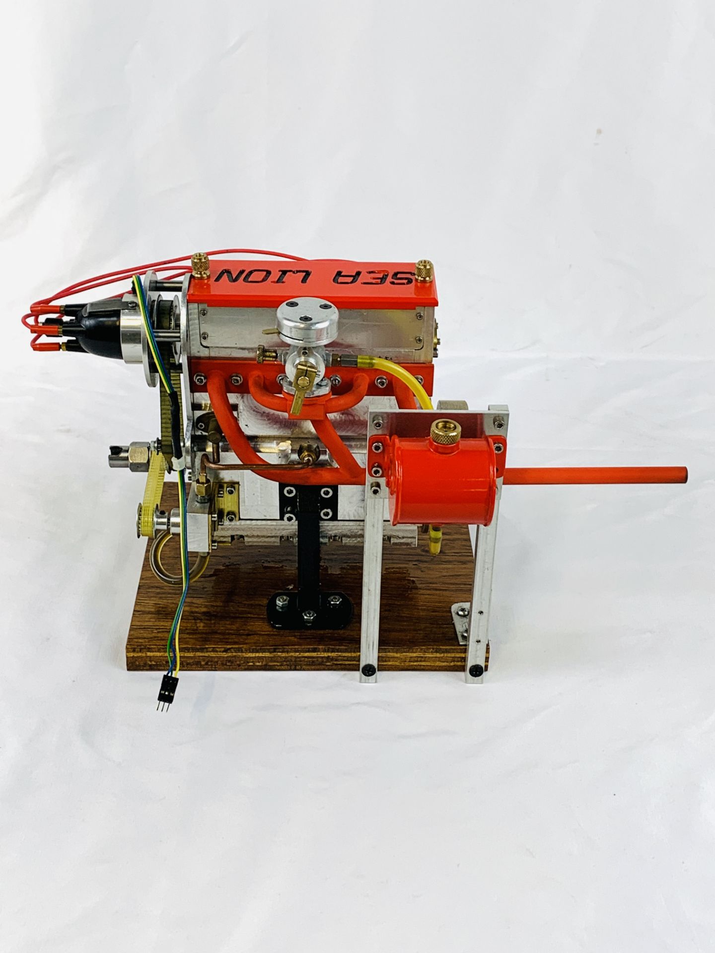 Sea Lion 30cc overhead valve 4 cylinder engine - Image 4 of 6