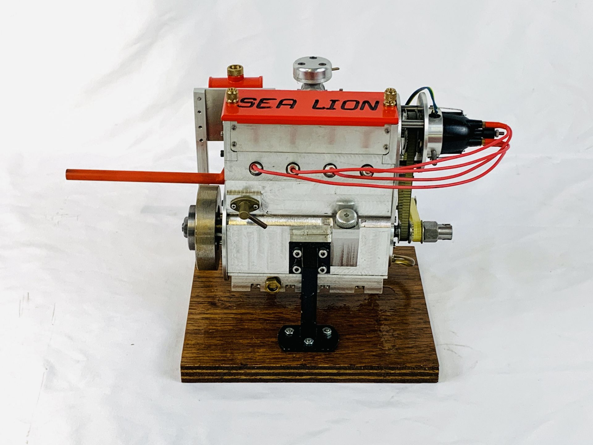 Sea Lion 30cc overhead valve 4 cylinder engine