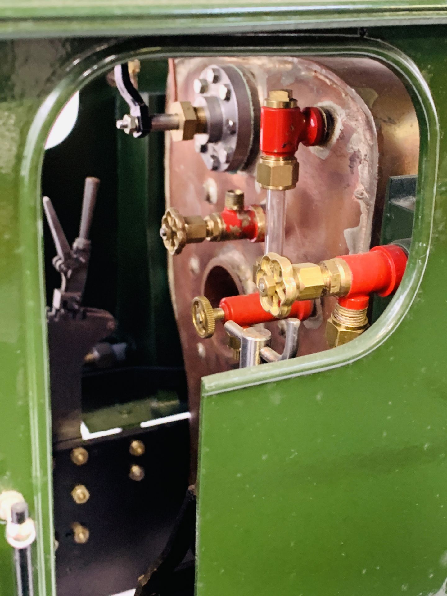 Great Western 2-6-2 5" gauge tank locomotive, together with a quantity of parts and plans - Image 3 of 13