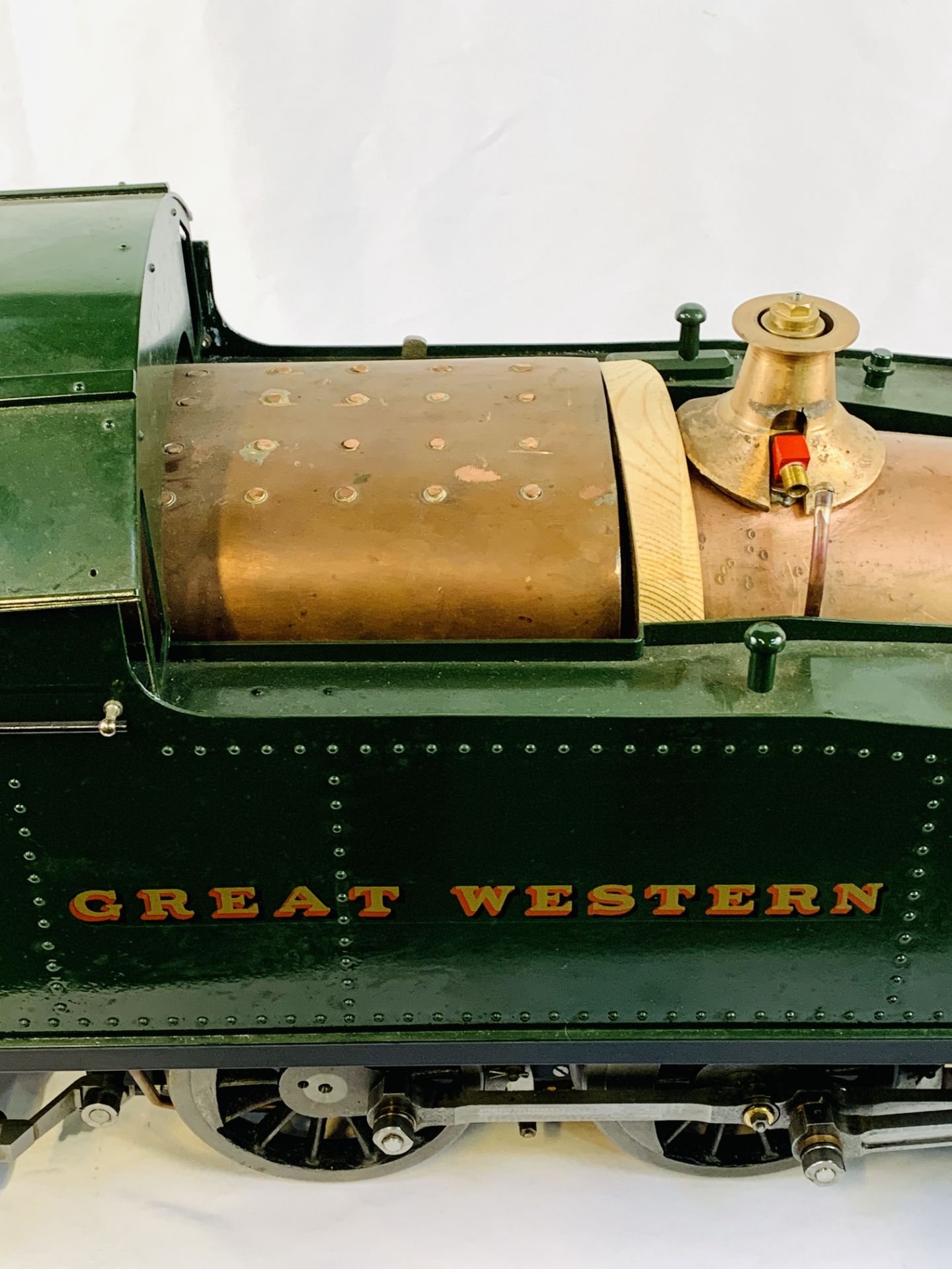 Great Western 2-6-2 5" gauge tank locomotive, together with a quantity of parts and plans - Image 6 of 13