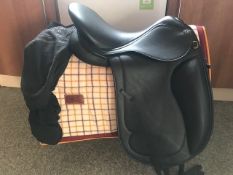 17.5" new Fusion dressage saddle mono flap.