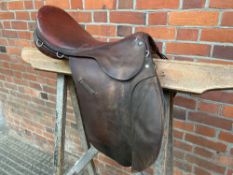 18” saddle by Ideal, medium fitting, good condition. This lot carries VAT.