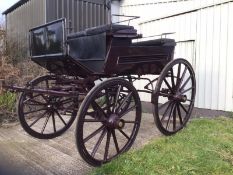 FOUR-WHEELED DOG CART