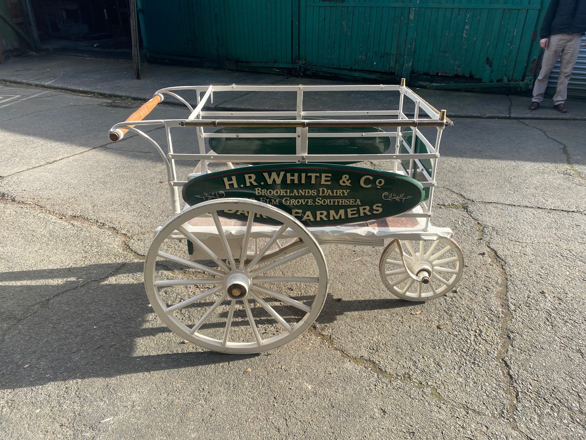 VICTORIAN THREE WHEEL MILK DELIVERY HAND CART - Image 6 of 8