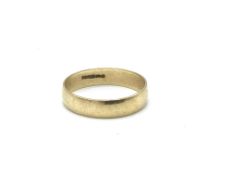 9ct Gold wedding band