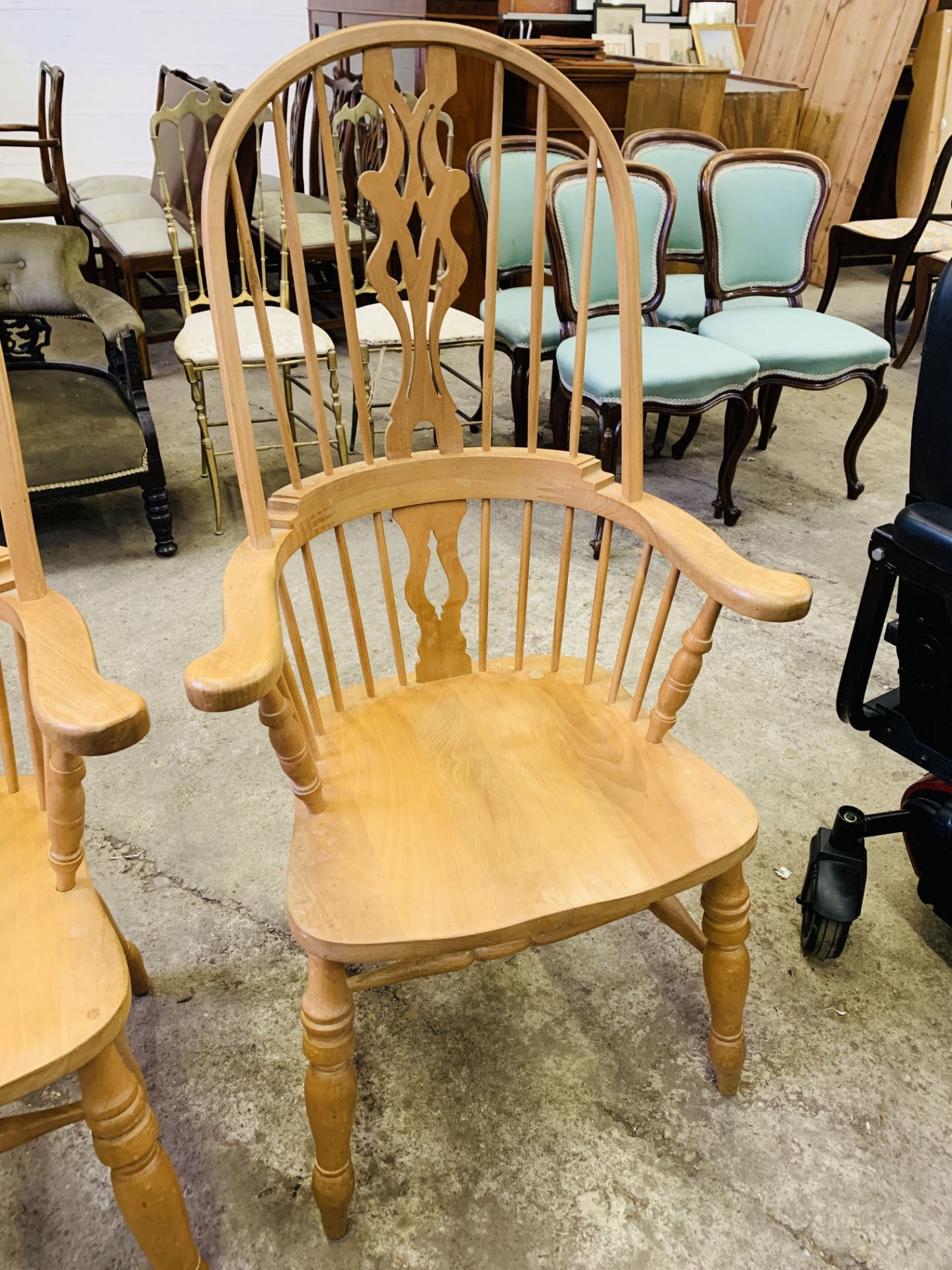 Pair of Windsor arm chairs - Bild 4 aus 5