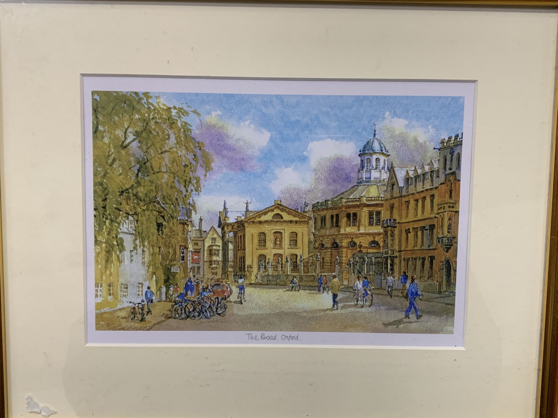 Four framed and glazed prints of Oxford scenes by Valerie Petts. This item carries VAT.