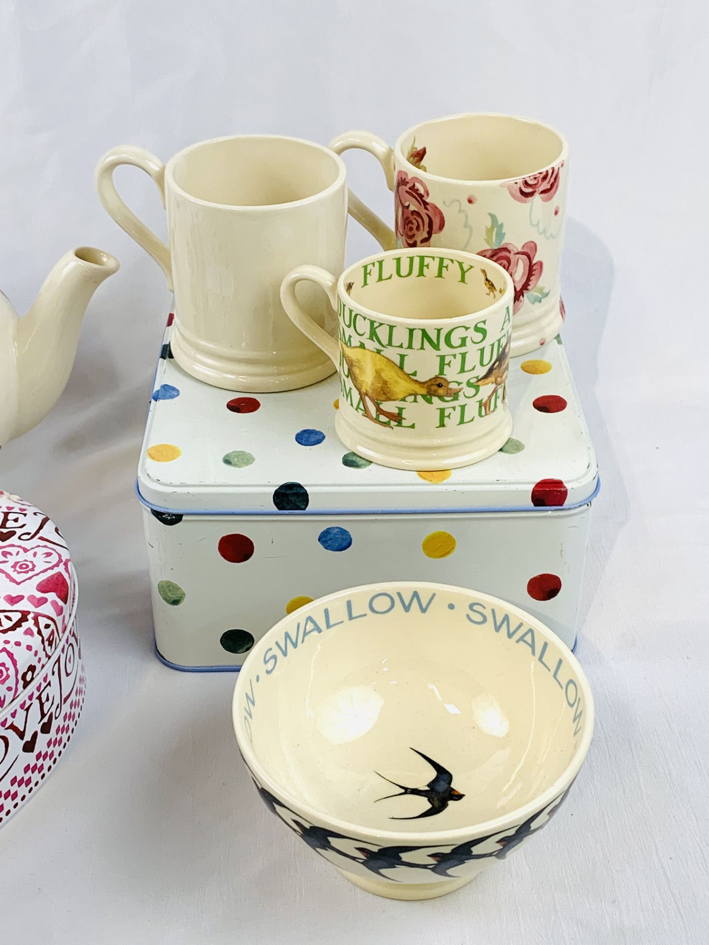 A quantity of Emma Bridgewater pottery and tins - Image 2 of 4