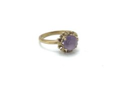 9ct Gold and amethyst ring