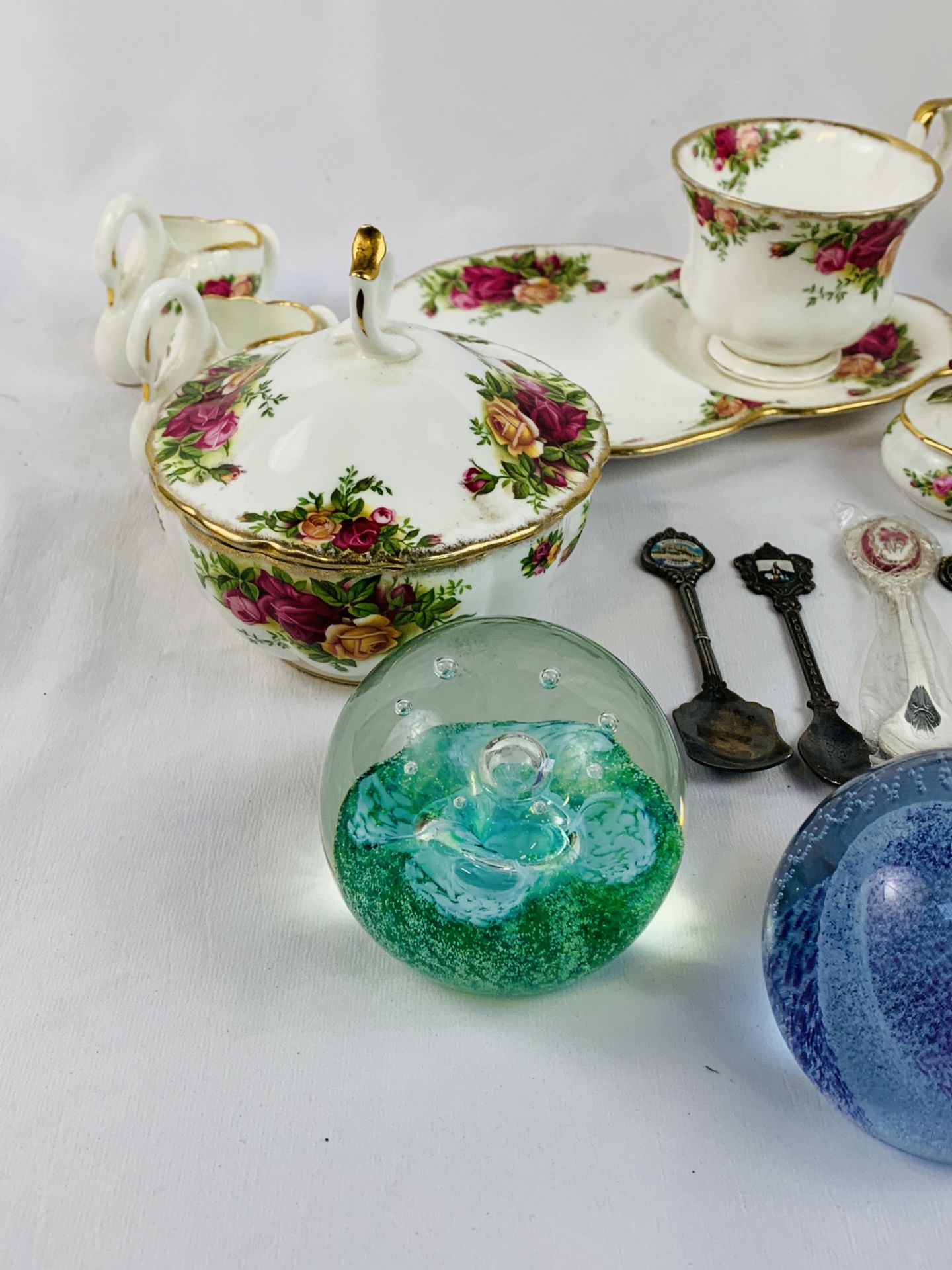 A quantity of Royal Albert, a Caithness paperweight and other items - Image 5 of 6