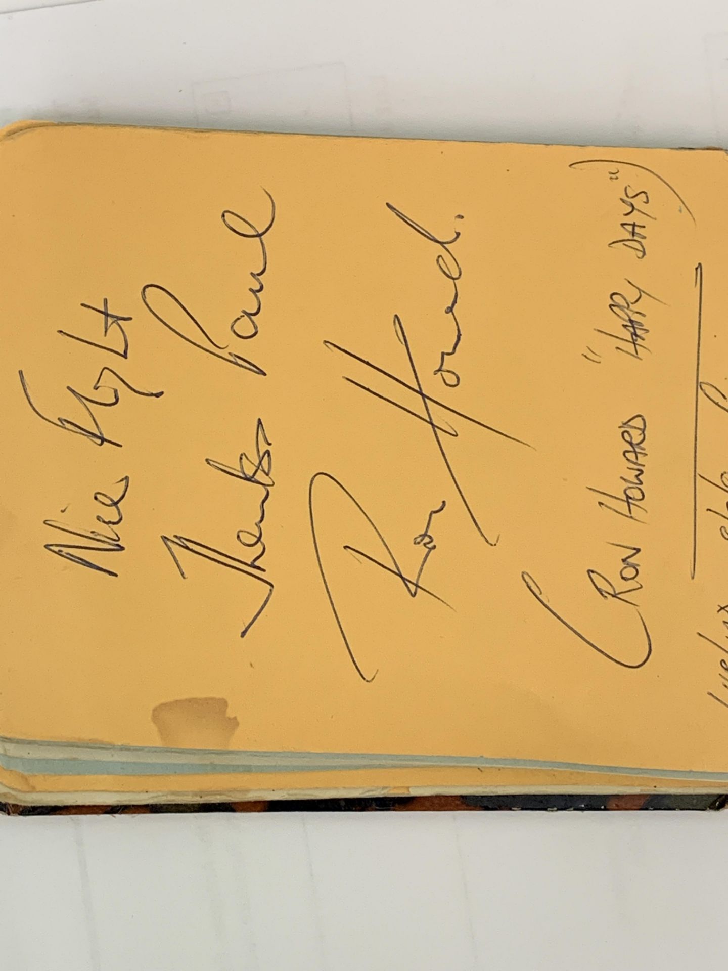 Autograph book with signatures of famous passengers flying on Concorde - Bild 34 aus 41