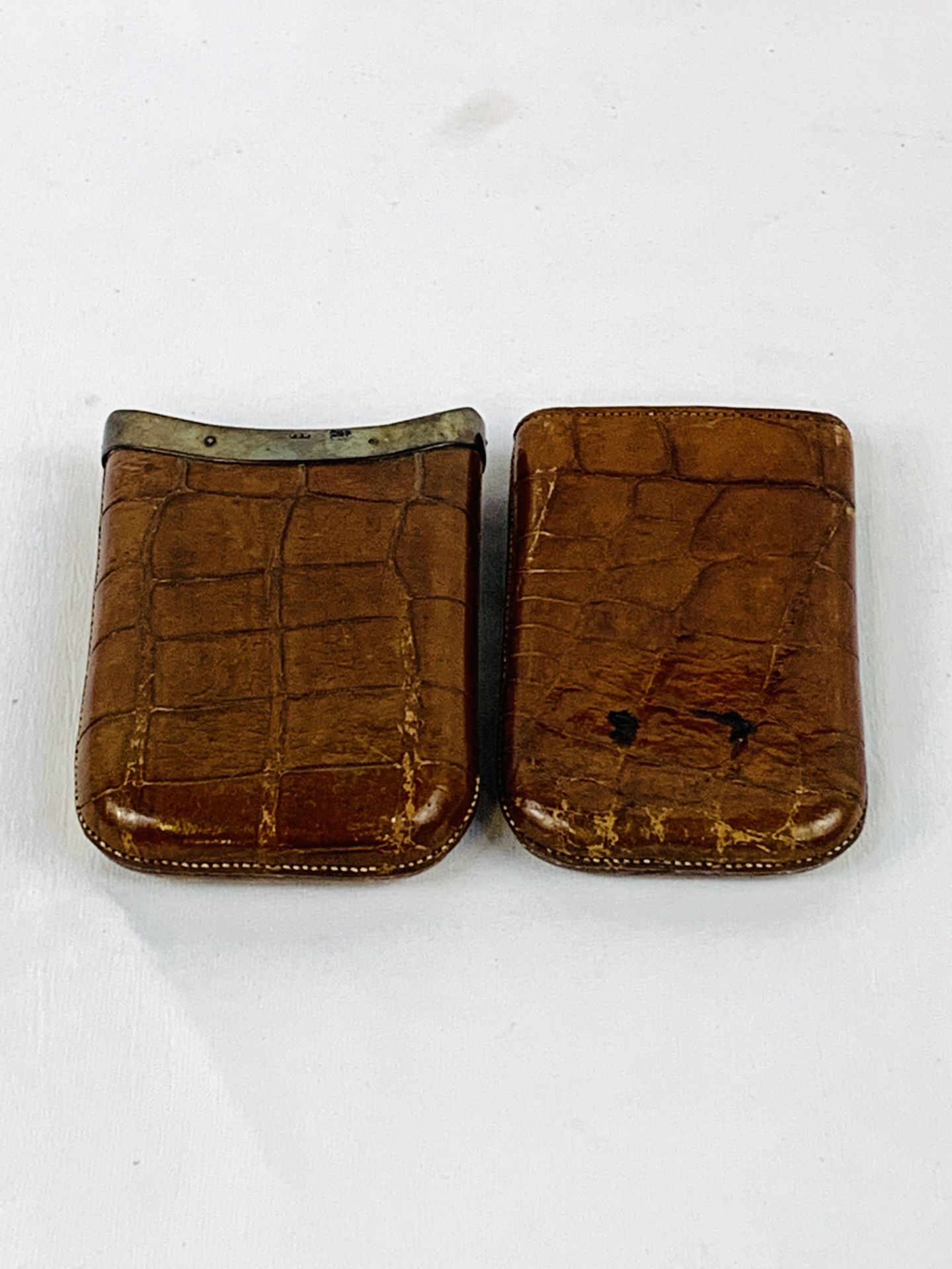 Crocodile leather cigar case with silver band. - Bild 4 aus 4