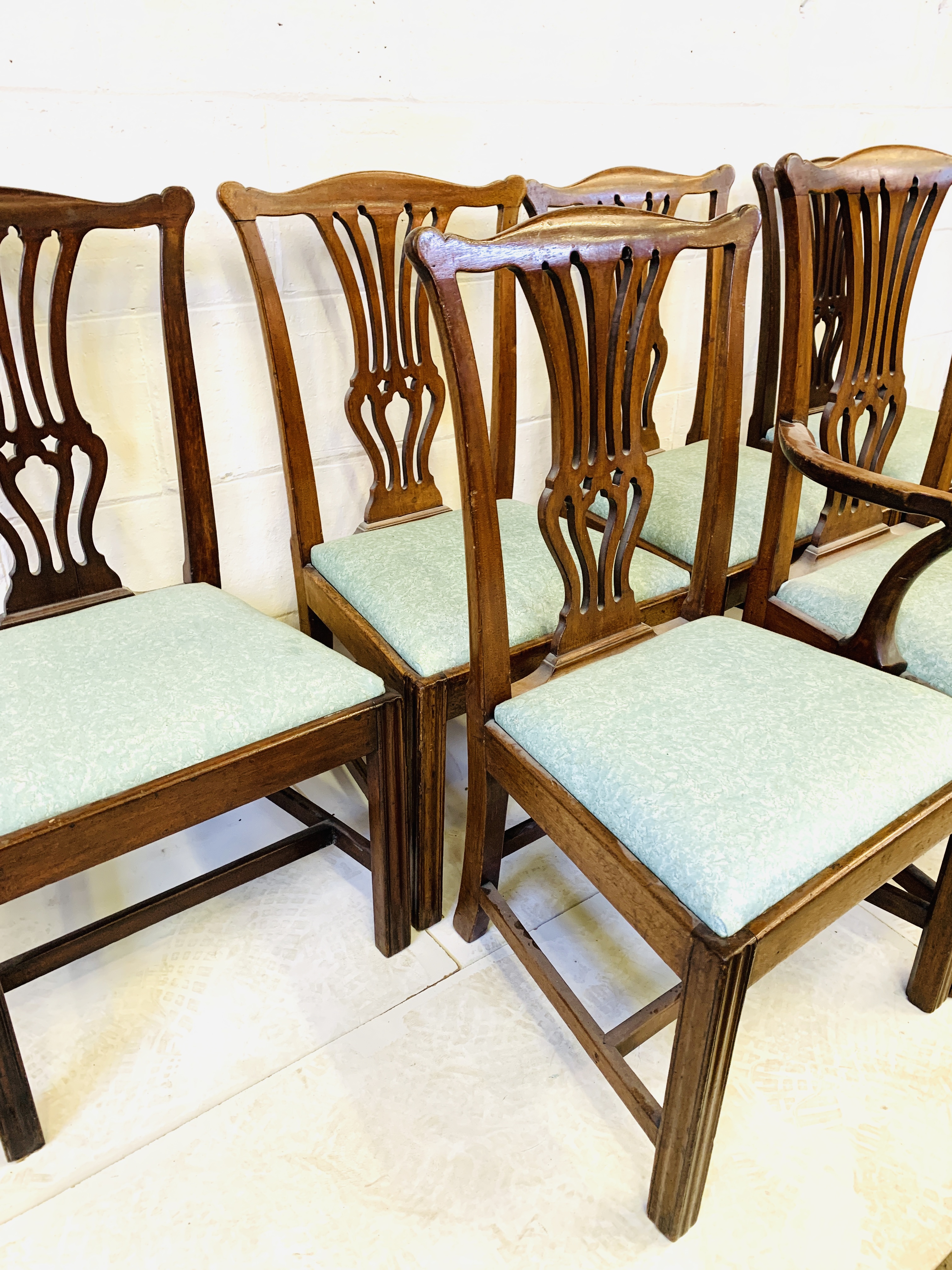 Five mahogany dining chairs with matching carver - Image 3 of 7