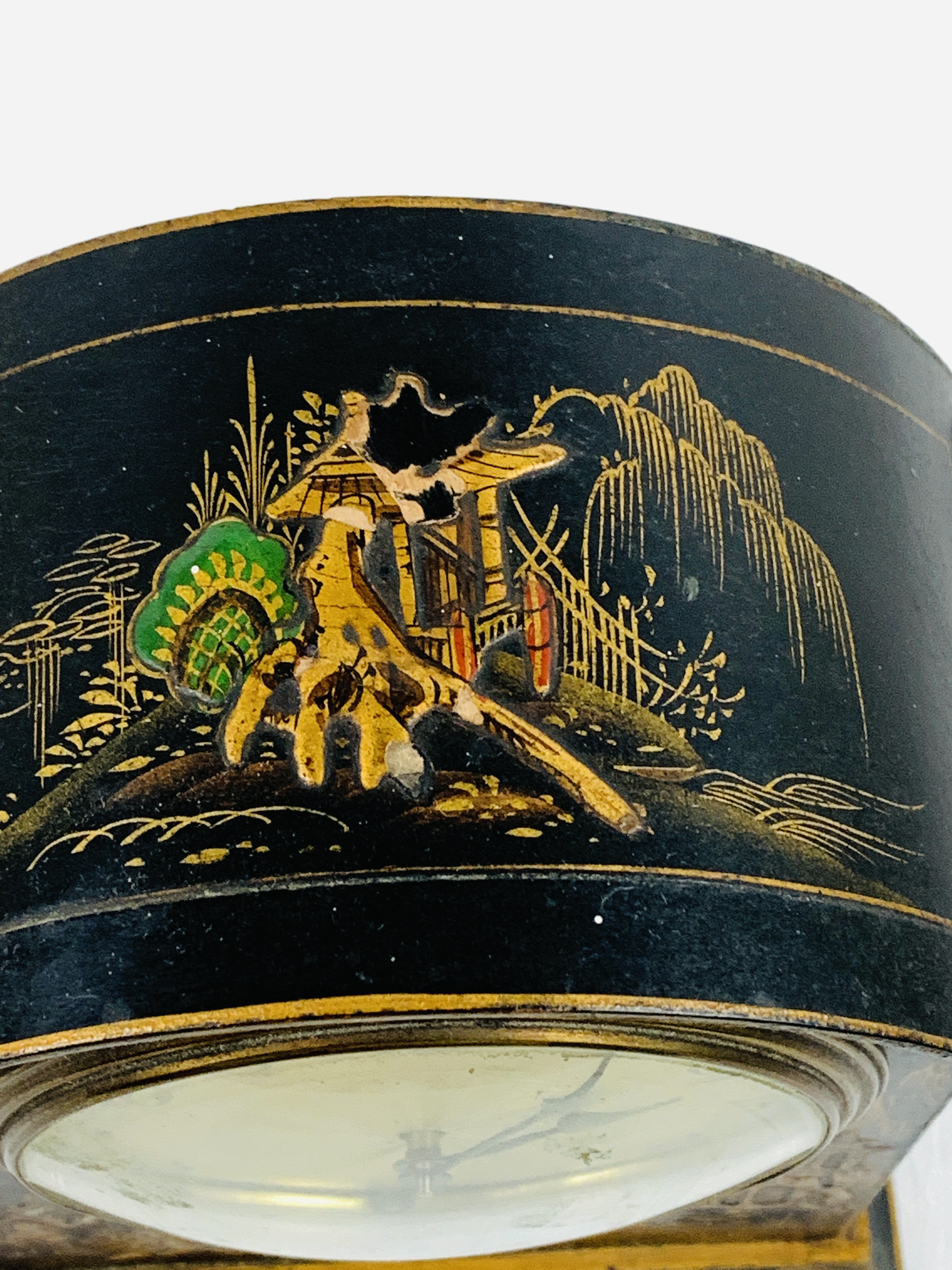 Chinoiserie mantel clock - Image 4 of 4