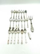 Quantity of silver tea spoons