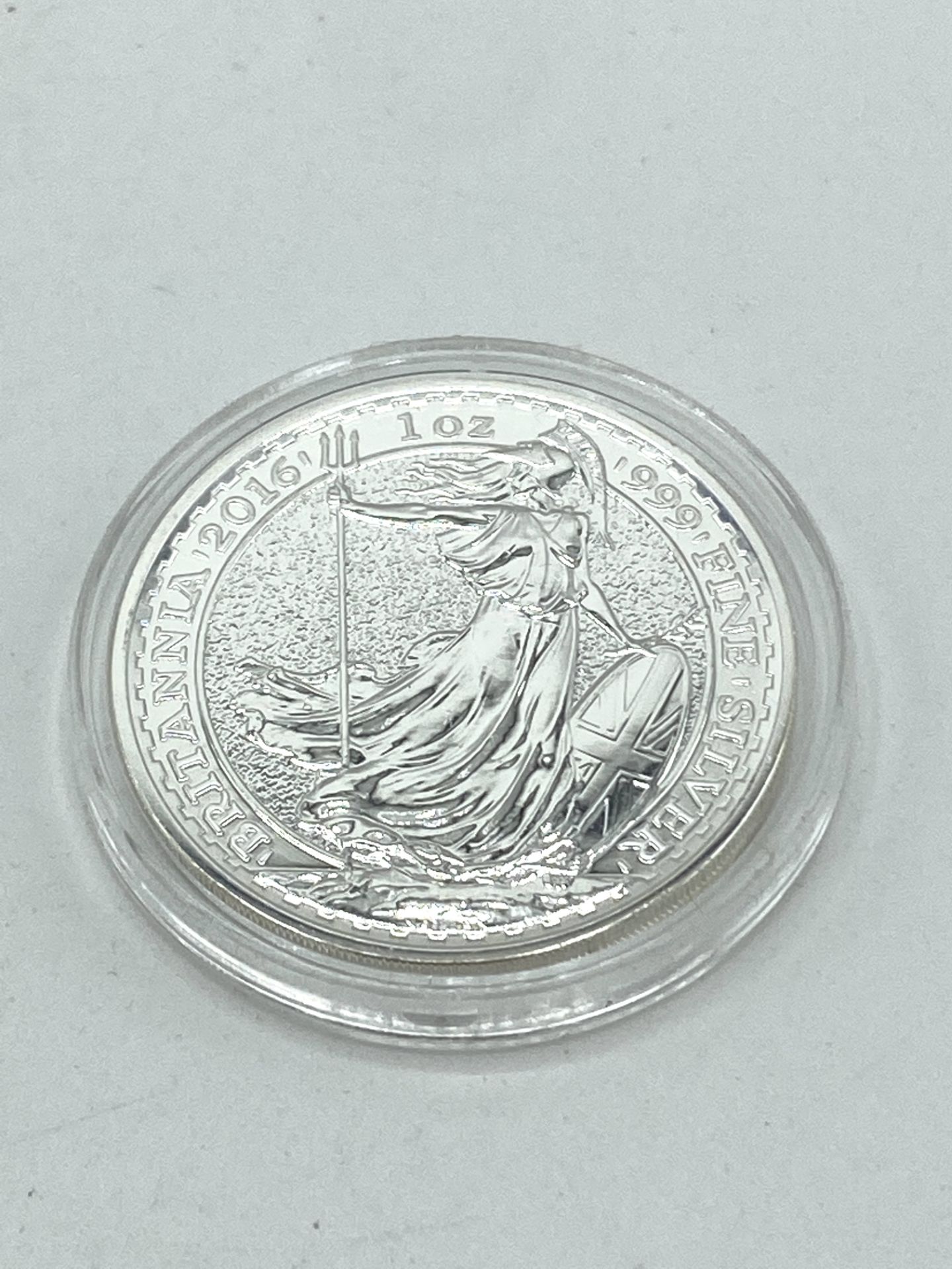 2 silver one ounce Britannia coins - Bild 11 aus 12