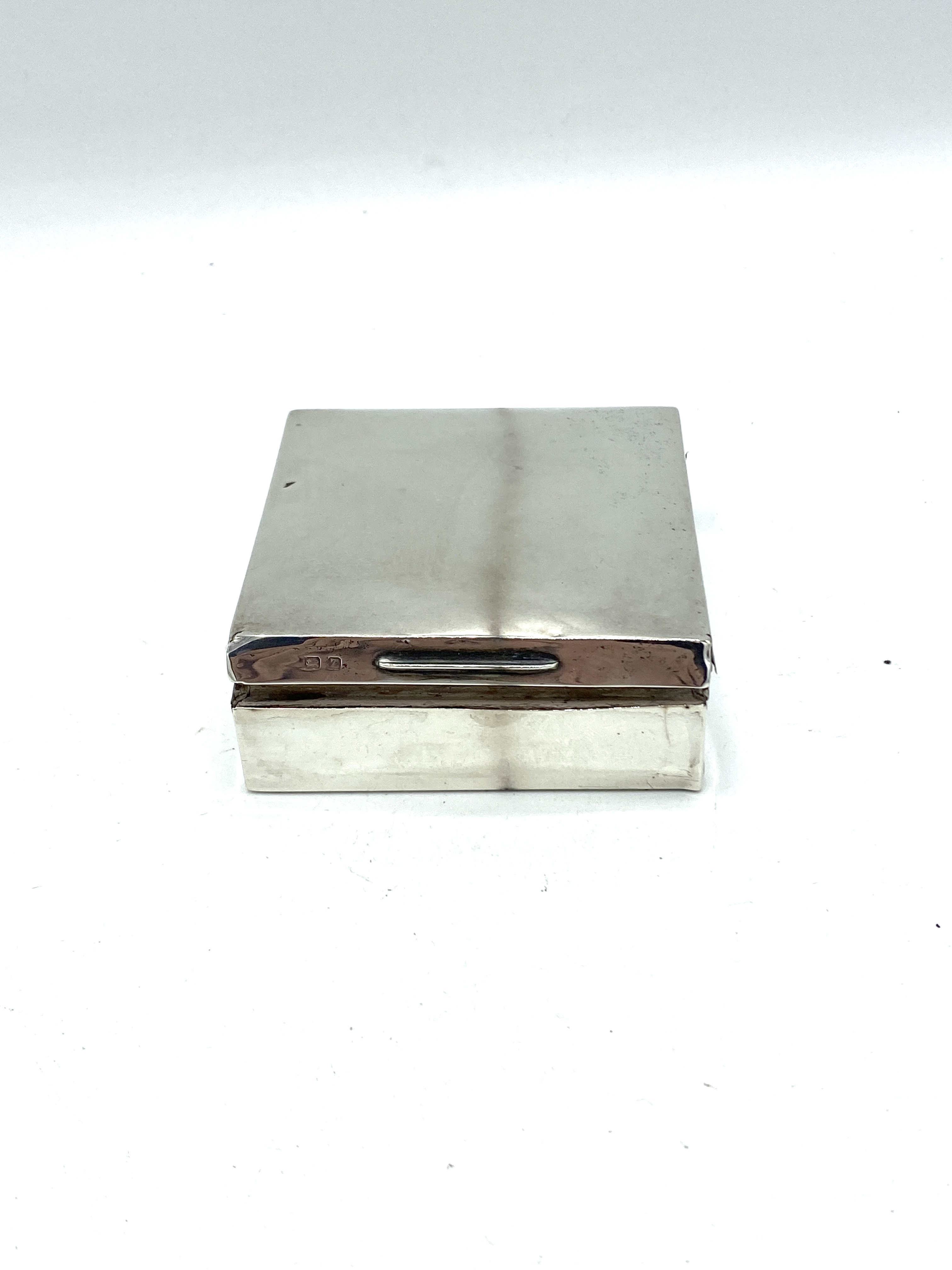 Two silver cigarette boxes and a silver cigarette case - Image 5 of 9