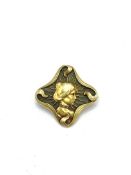 Gold pin brooch