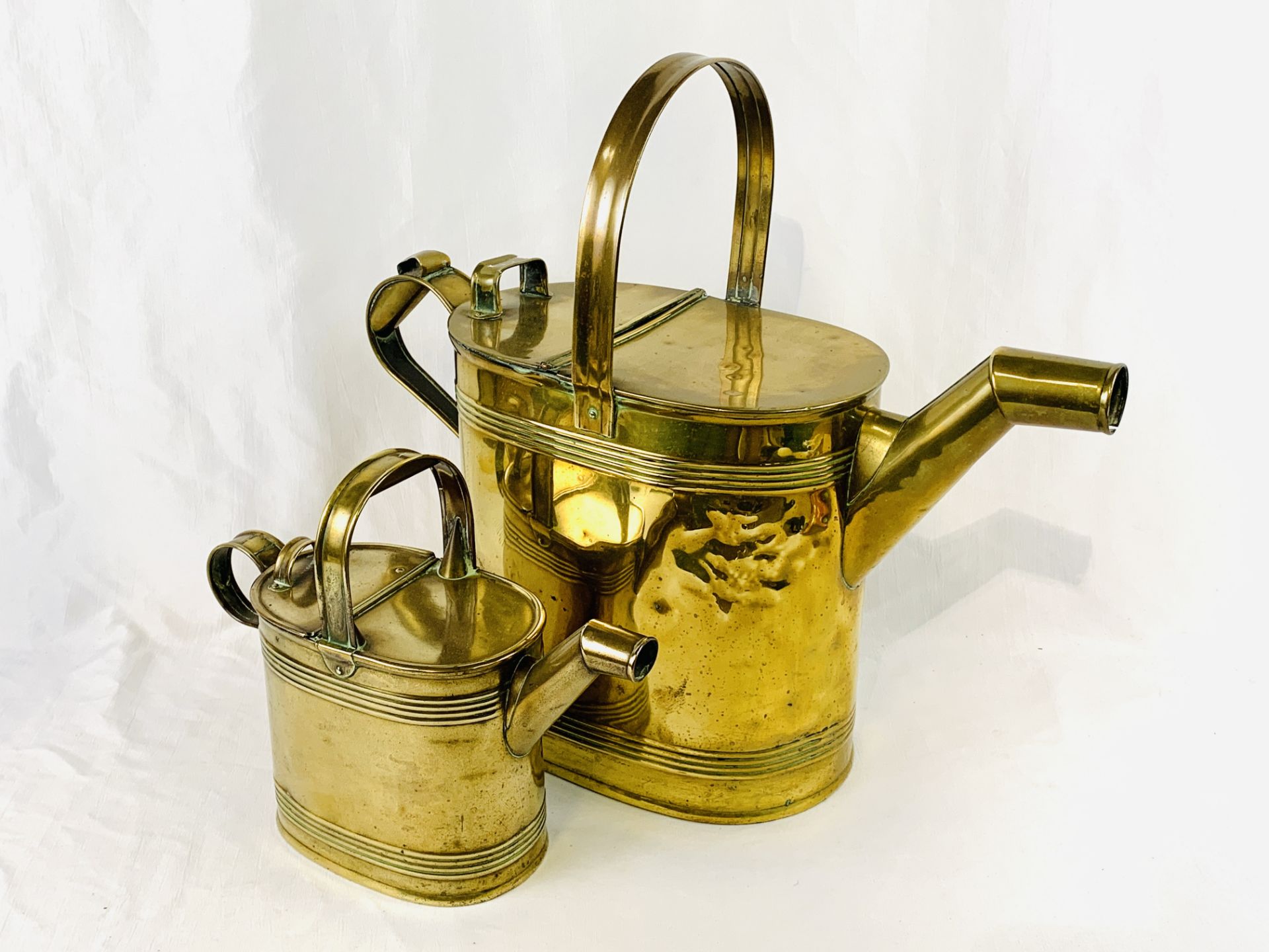Two brass watering cans - Bild 2 aus 4